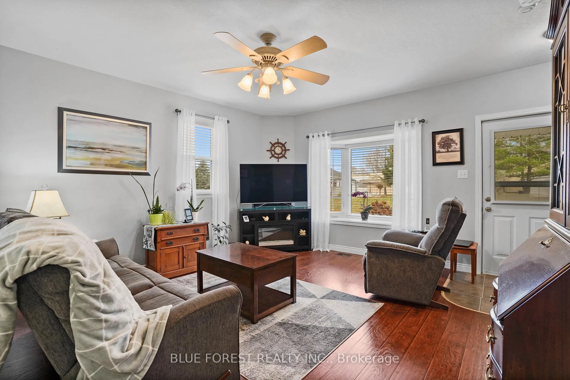 Photo 9 of 210 Jane Street, West Elgin, Rodney — HOMEH