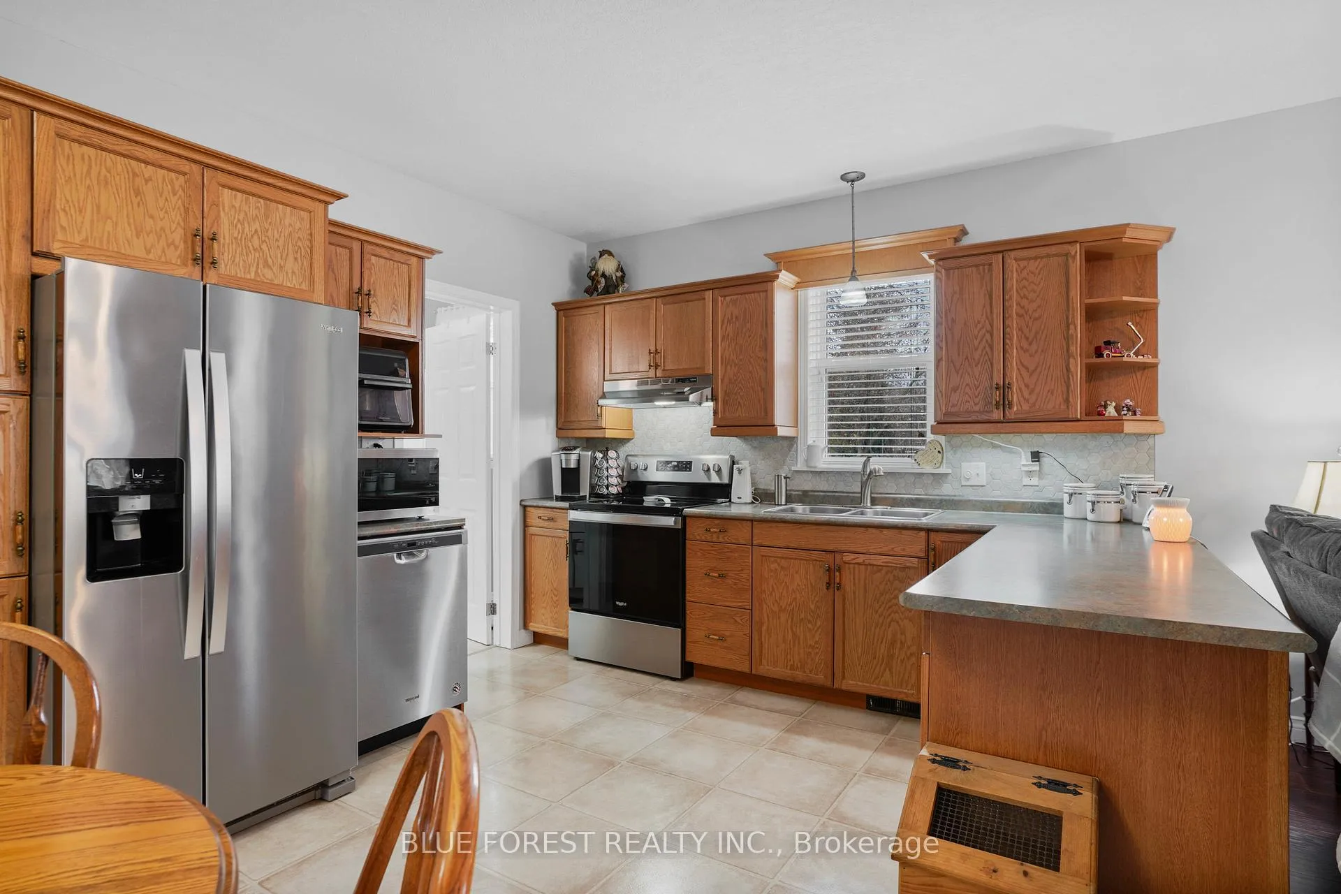 Photo 11 of 210 Jane Street, West Elgin, Rodney — HOMEH