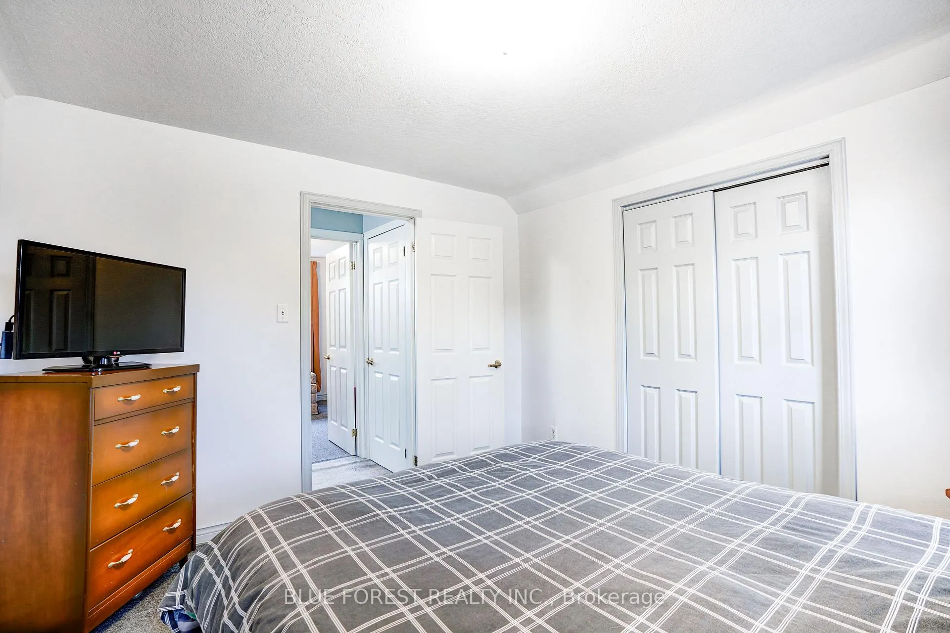 Photo 25 of 210 Jane Street, West Elgin, Rodney — HOMEH