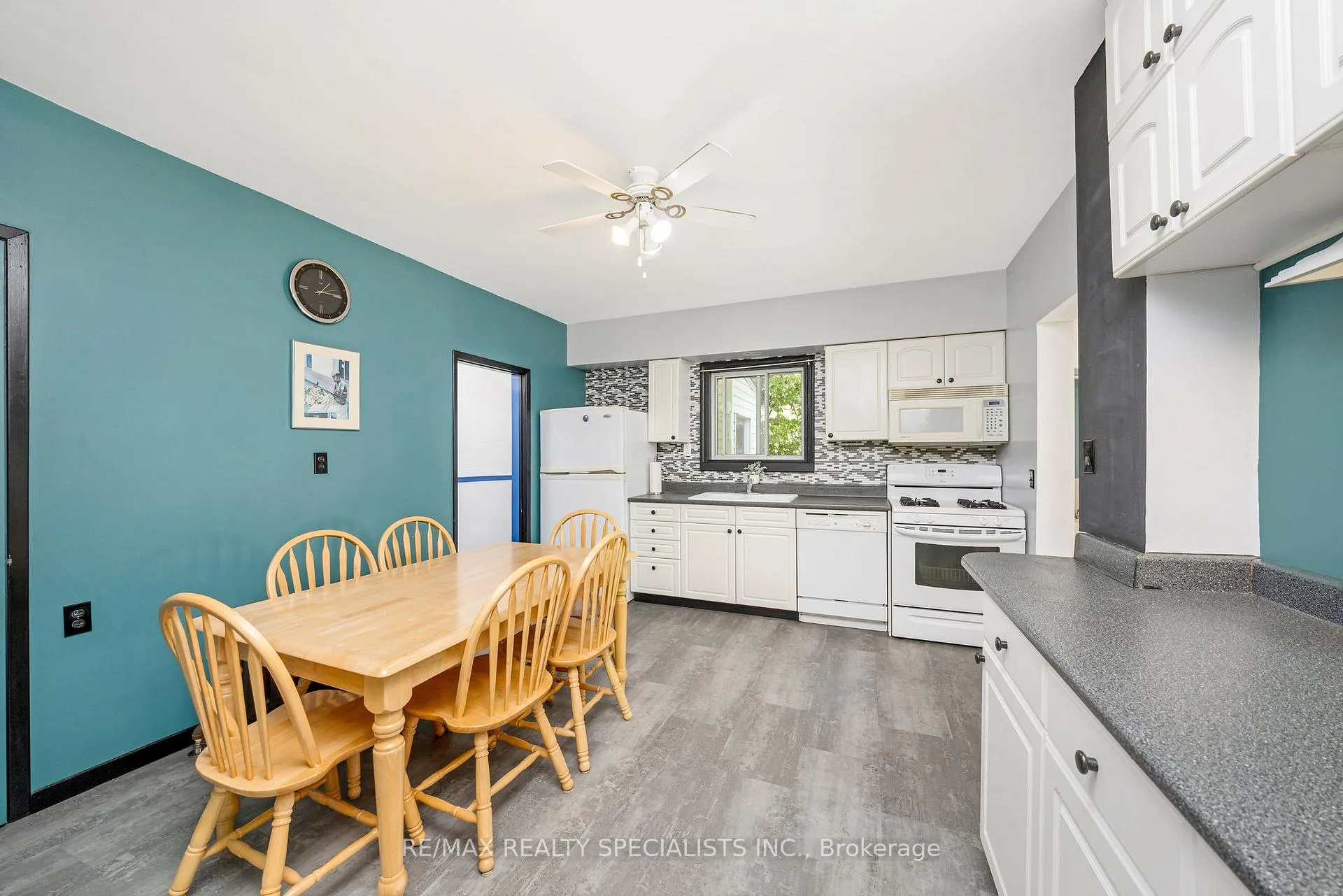 Photo 11 of 356 Hunter Street W, Hamilton, Kirkendall — HOMEH