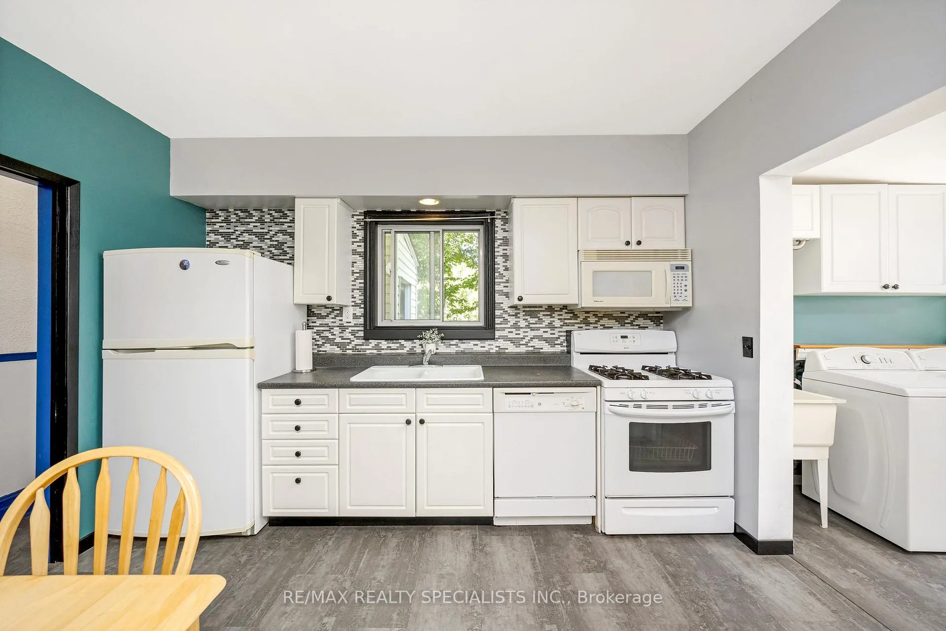 Photo 12 of 356 Hunter Street W, Hamilton, Kirkendall — HOMEH