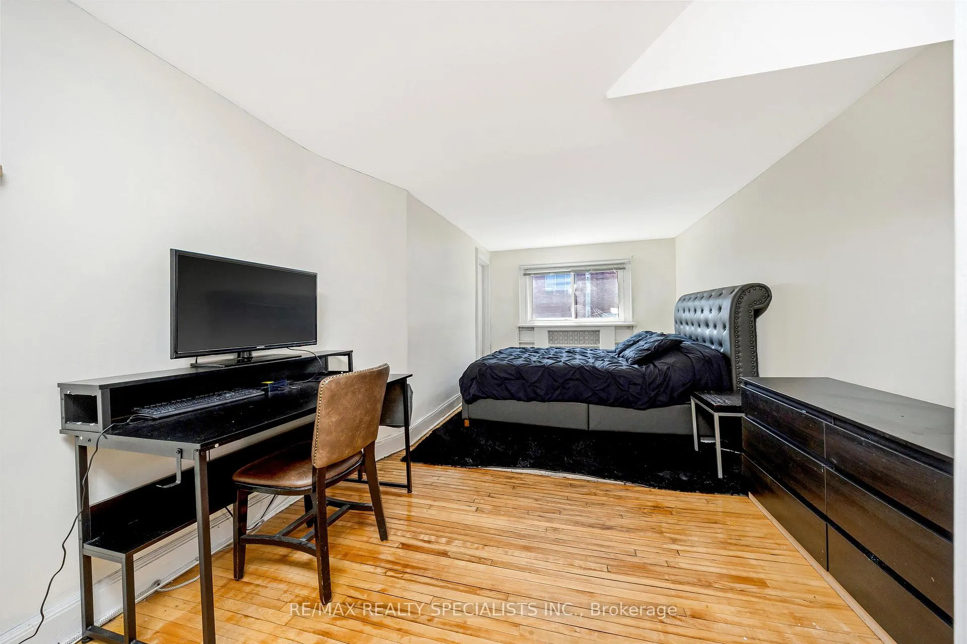 Photo 24 of 356 Hunter Street W, Hamilton, Kirkendall — HOMEH