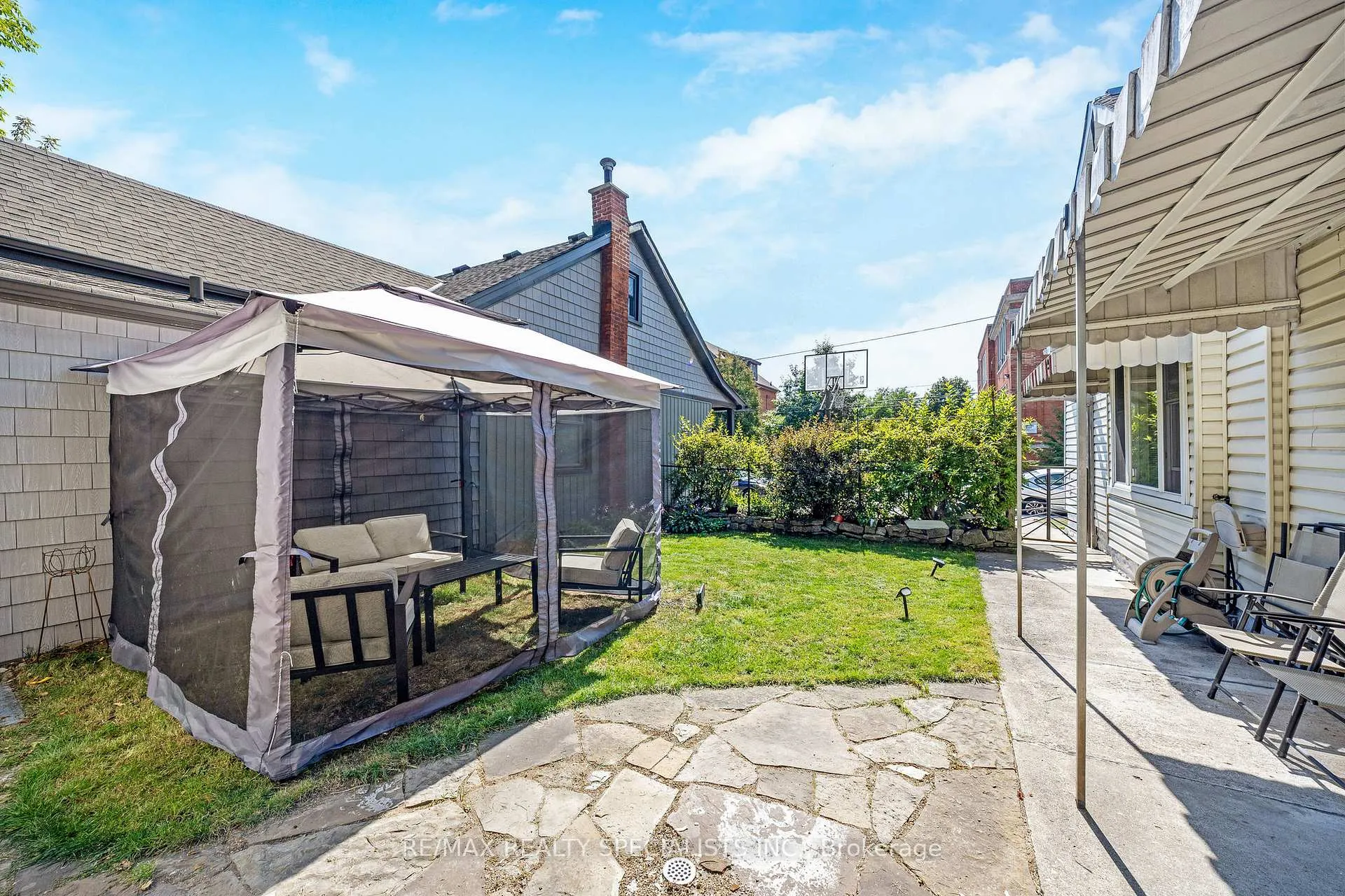 Photo 36 of 356 Hunter Street W, Hamilton, Kirkendall — HOMEH