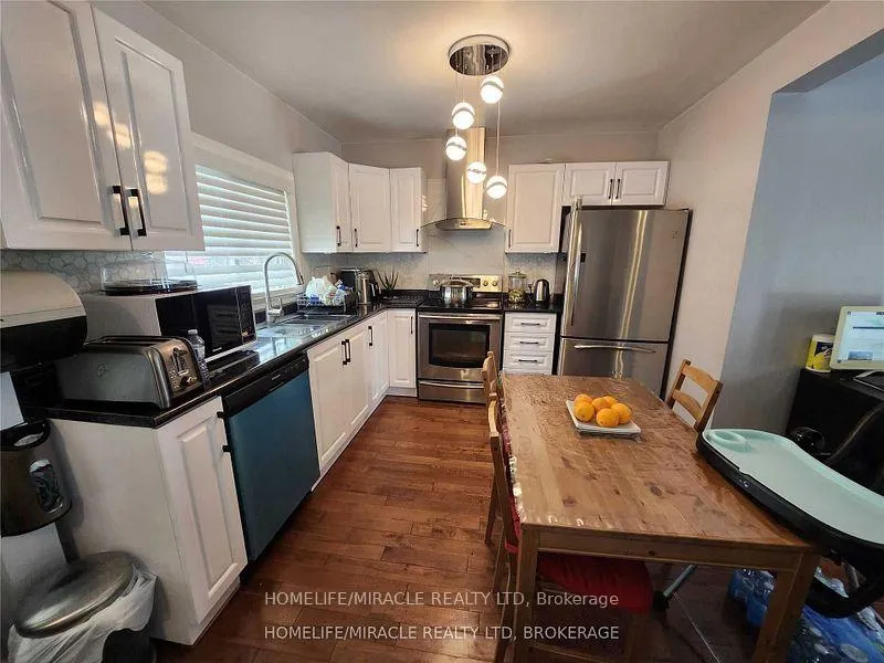 Photo 6 of 824 Rowena Street, Oshawa, Lakeview — HOMEH