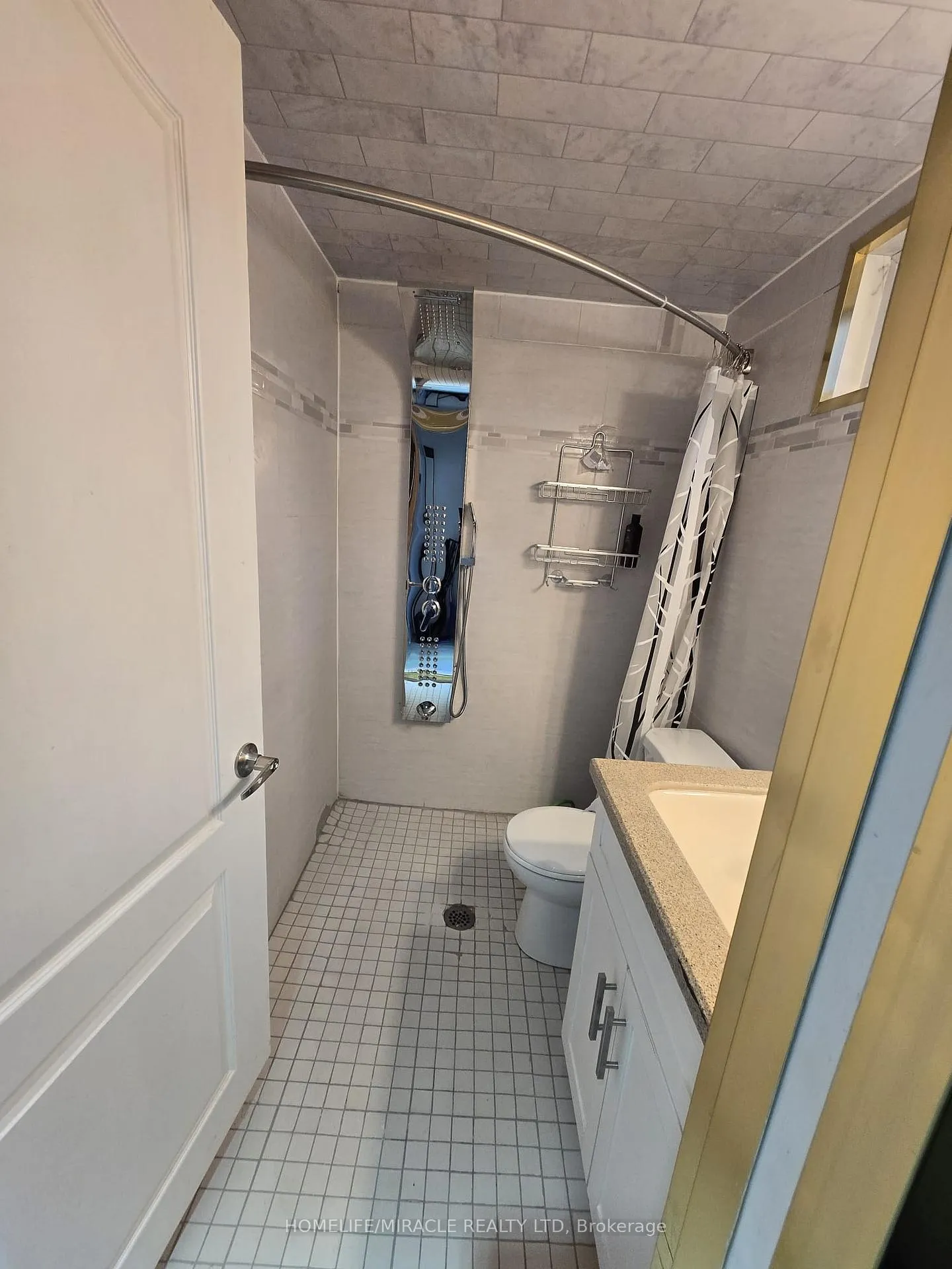 Photo 21 of 824 Rowena Street, Oshawa, Lakeview — HOMEH