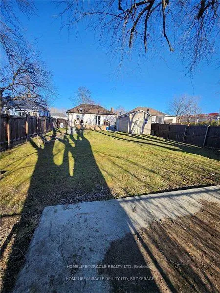 Photo 27 of 824 Rowena Street, Oshawa, Lakeview — HOMEH