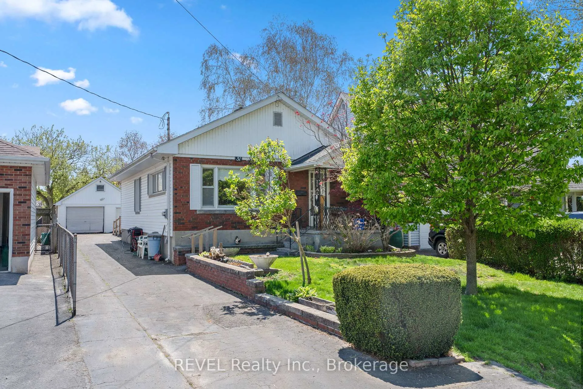 Photo 1 of 51 Runcorn Street, St. Catharines, Port Weller — HOMEH