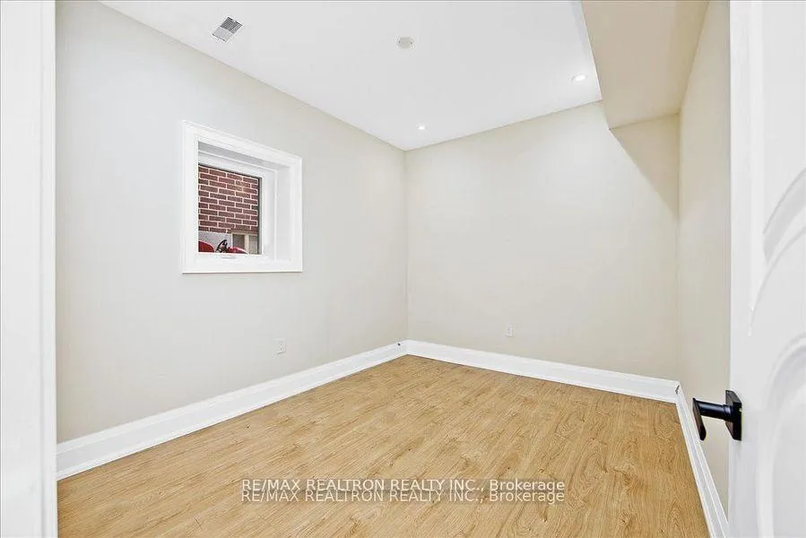 Photo 27 of 175 Floyd Avenue, Toronto, Danforth Village-East York — HOMEH