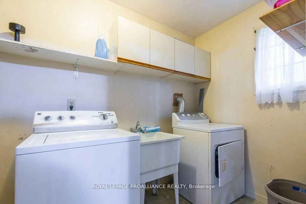 Photo 12 of 60 Catharine Street, Belleville, Belleville Ward — HOMEH