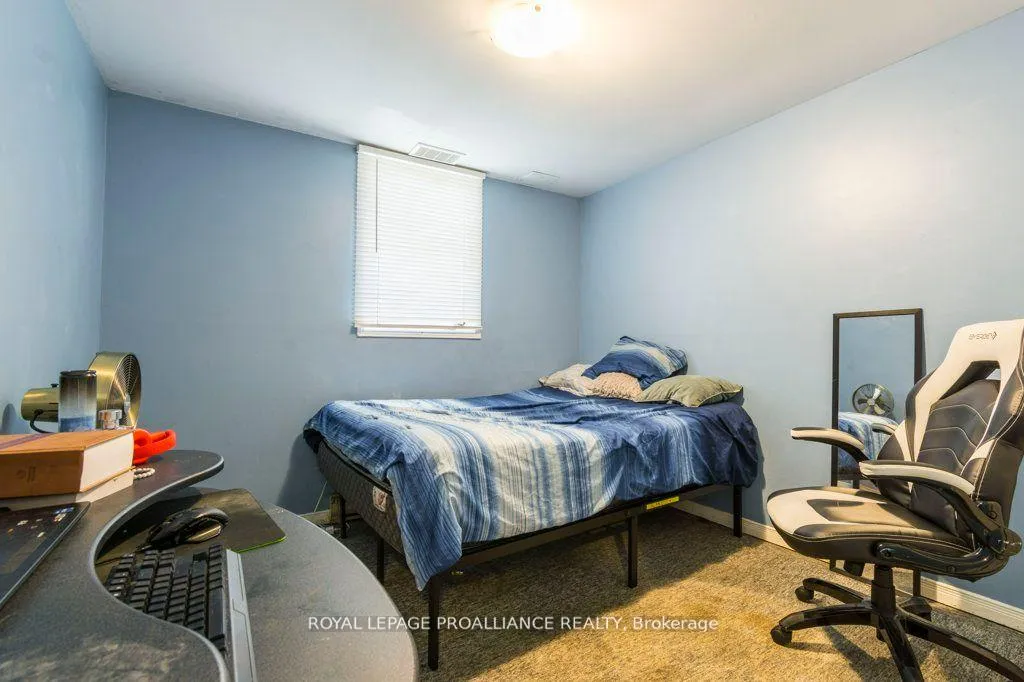 Photo 18 of 60 Catharine Street, Belleville, Belleville Ward — HOMEH