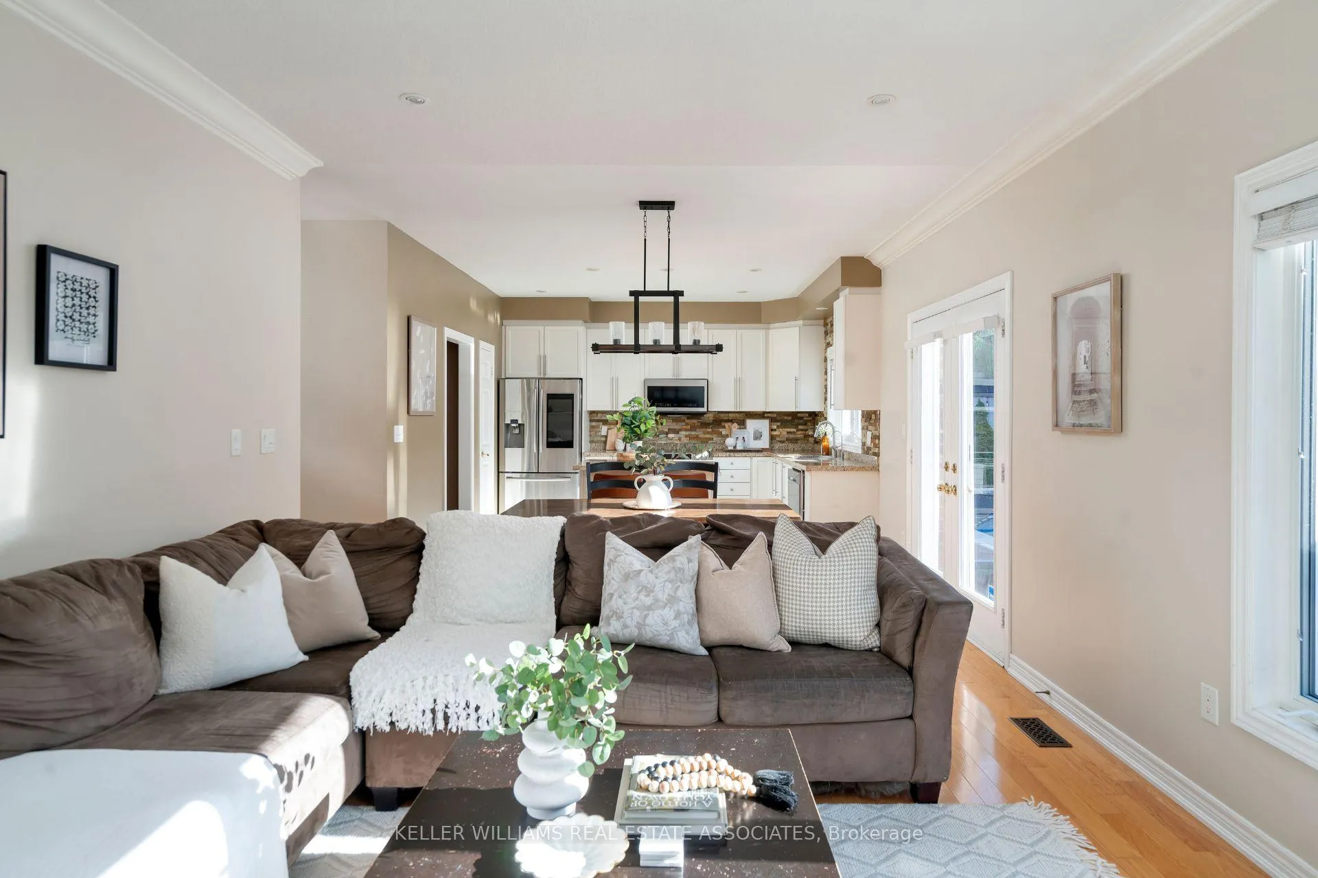 Photo 7 of 53 North Riverdale Drive, Caledon, Inglewood — HOMEH