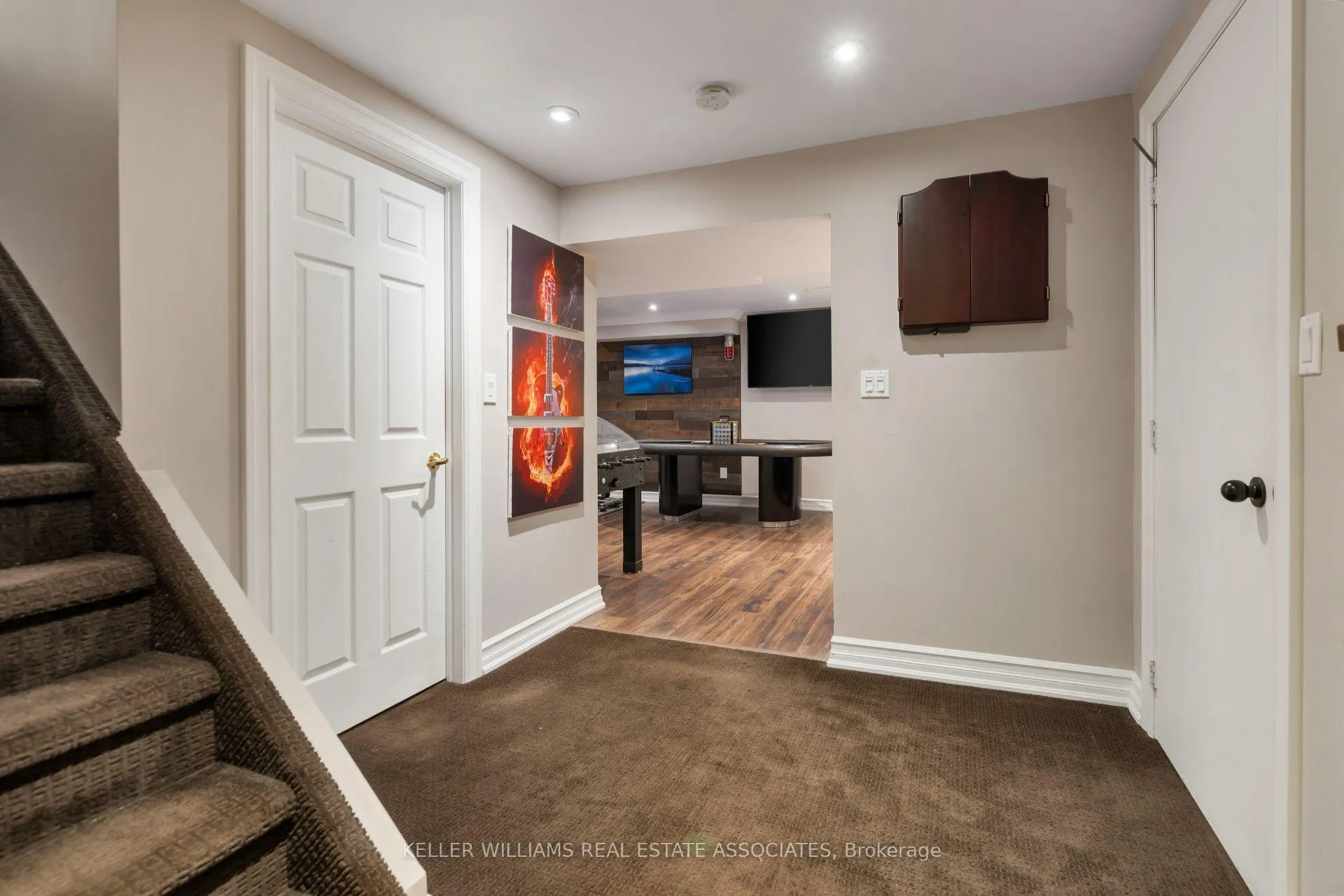 Photo 26 of 53 North Riverdale Drive, Caledon, Inglewood — HOMEH