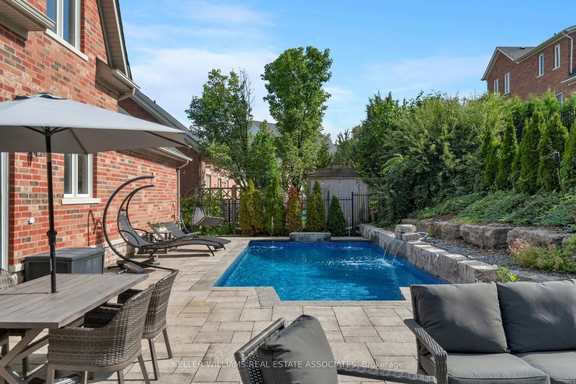 Photo 33 of 53 North Riverdale Drive, Caledon, Inglewood — HOMEH