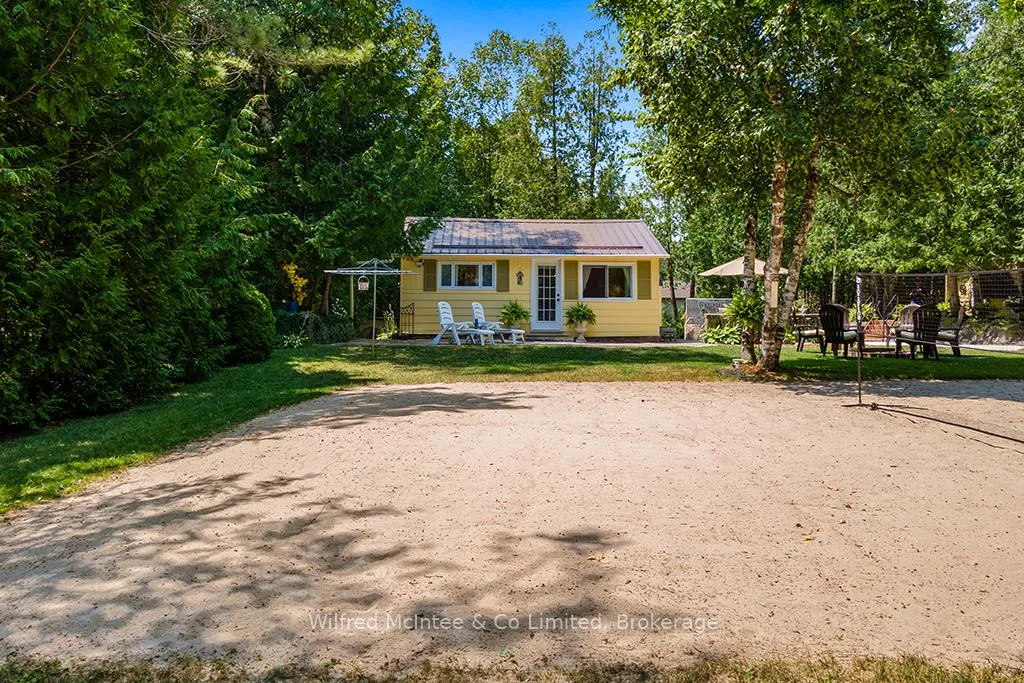 Photo 2 of 32 3rd Avenue S, Vaughan, Vellore Village — HOMEH