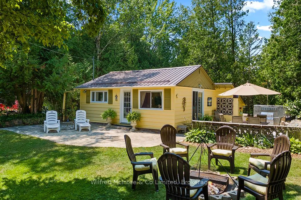Photo 4 of 32 3rd Avenue S, Vaughan, Vellore Village — HOMEH