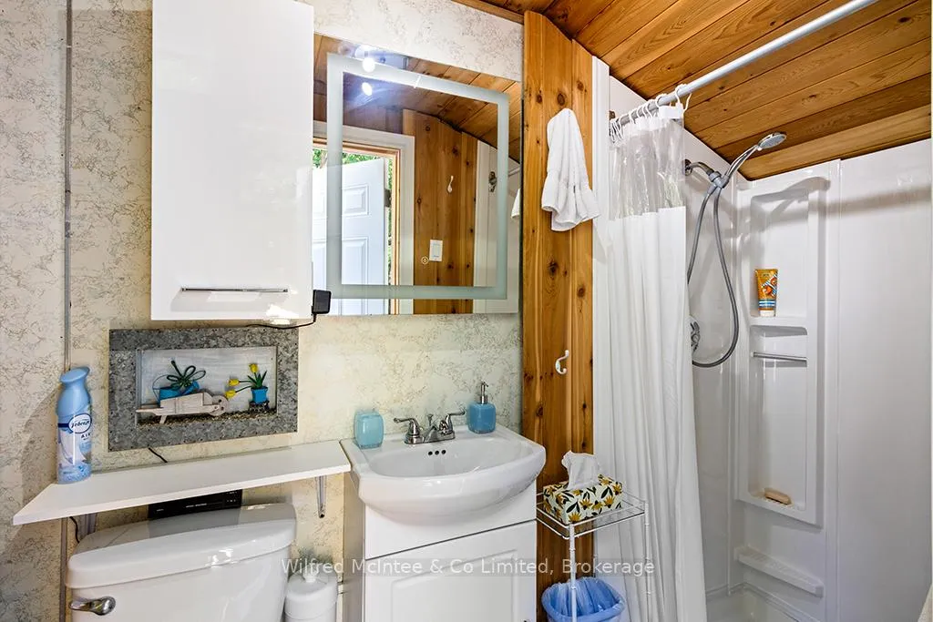 Photo 12 of 32 3rd Avenue S, Vaughan, Vellore Village — HOMEH