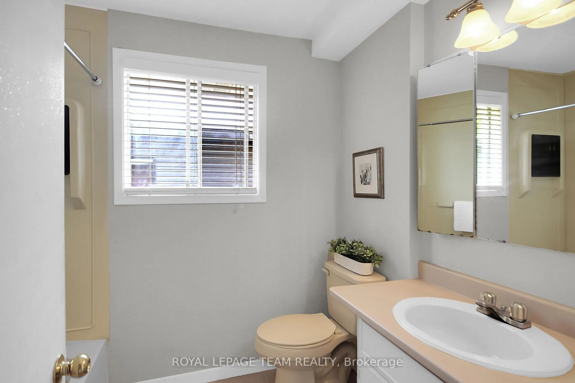 Photo 27 of 96 Prince Albert Street, Ottawa, Overbrook/Castle Heights — HOMEH