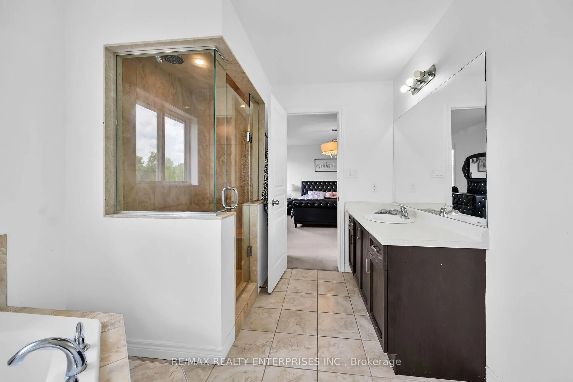 Photo 28 of 130 Chartwell Circle, Hamilton, Jerome — HOMEH