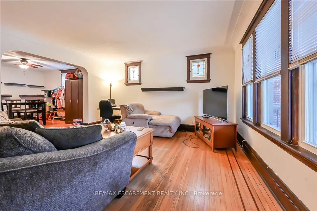 Photo 6 of 1597 King Street E, Hamilton, Delta — HOMEH
