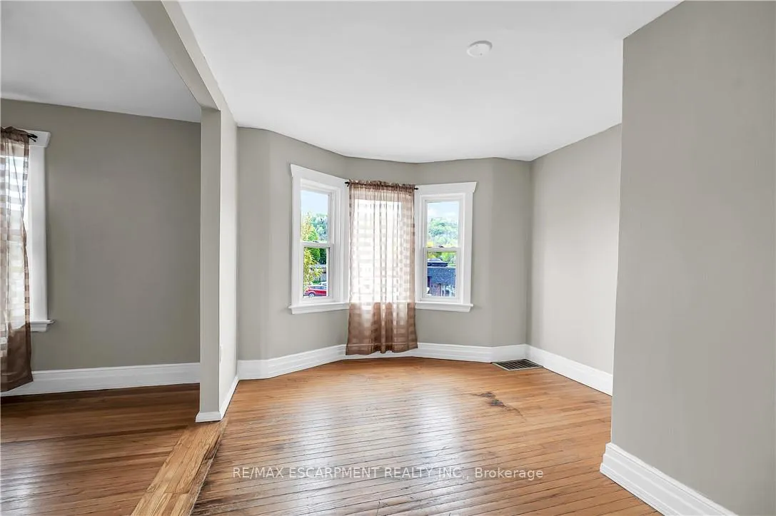 Photo 25 of 1597 King Street E, Hamilton, Delta — HOMEH
