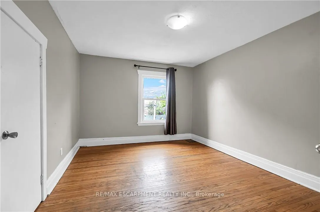 Photo 28 of 1597 King Street E, Hamilton, Delta — HOMEH