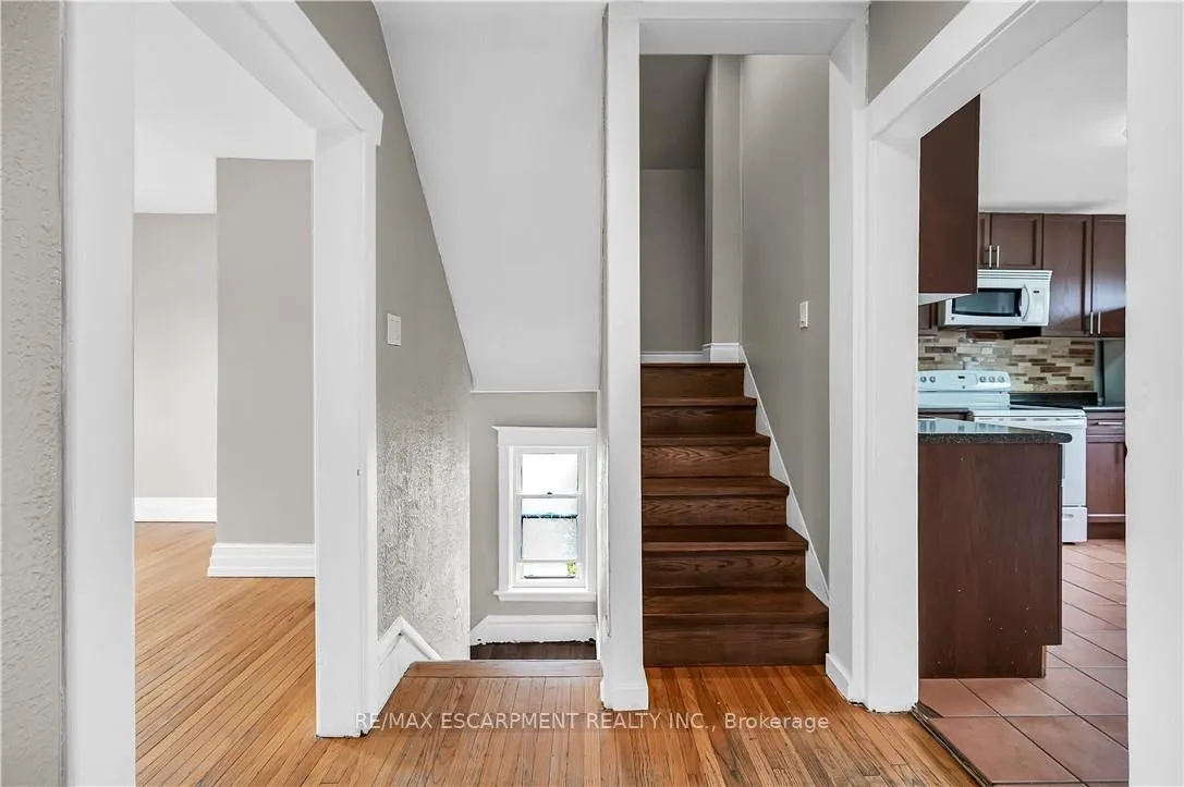 Photo 30 of 1597 King Street E, Hamilton, Delta — HOMEH