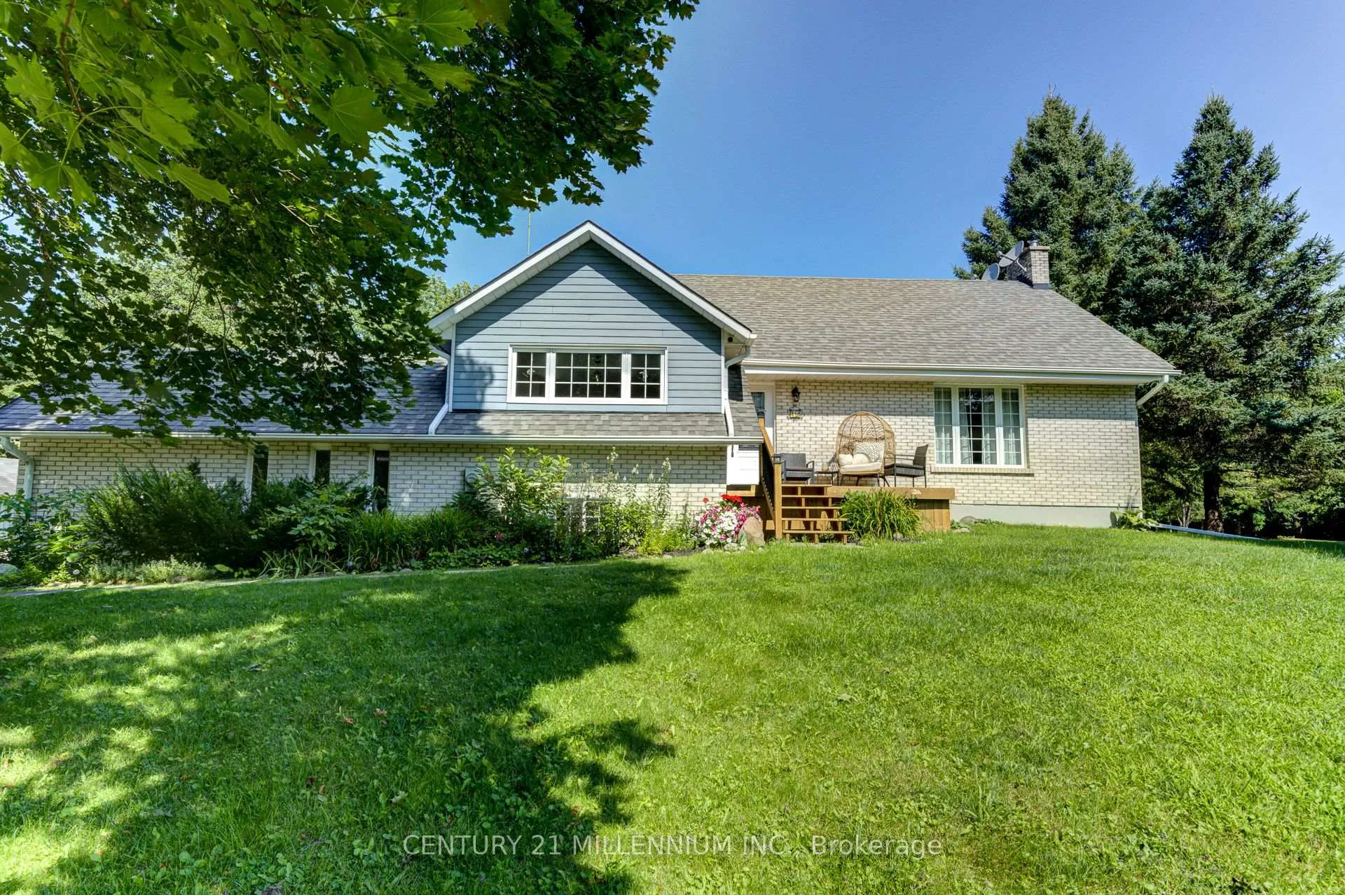 Front of 19 Gallowood Trail