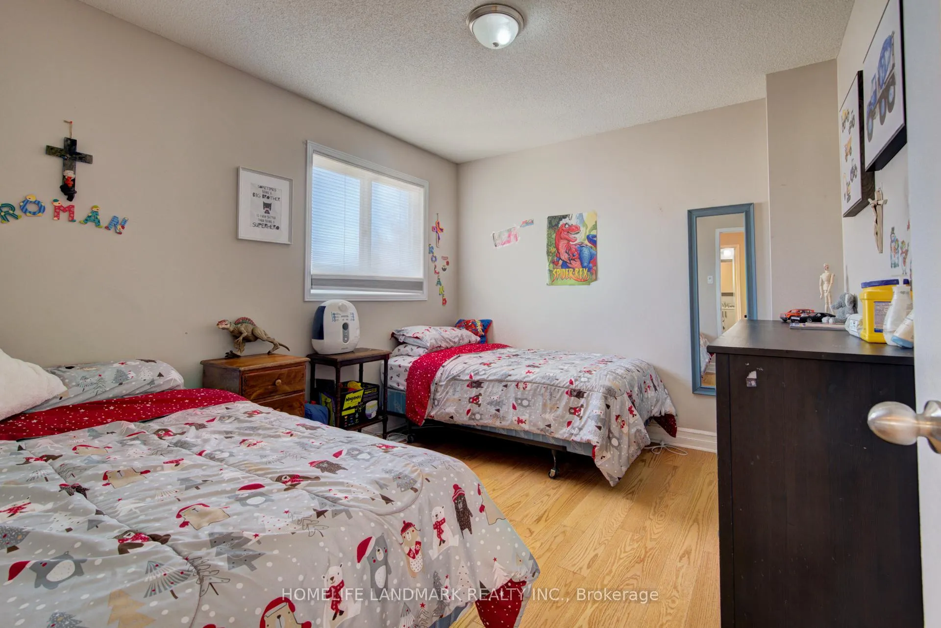Photo 21 of 164 Brian Boulevard, Hamilton, Waterdown — HOMEH