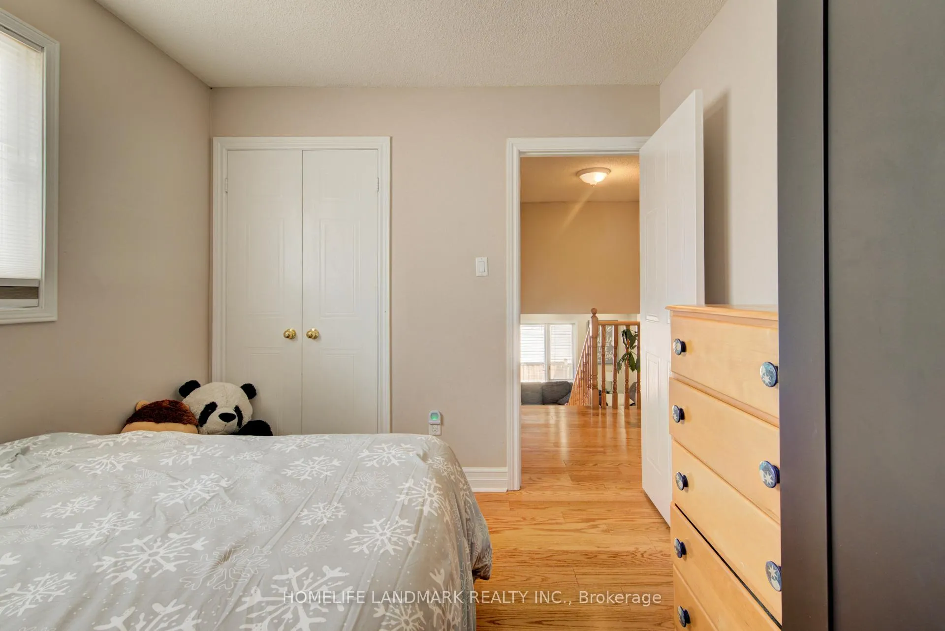 Photo 24 of 164 Brian Boulevard, Hamilton, Waterdown — HOMEH