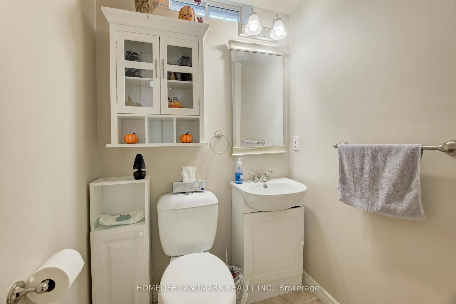 Photo 33 of 164 Brian Boulevard, Hamilton, Waterdown — HOMEH