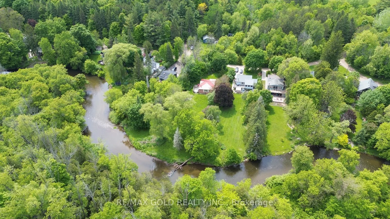 Photo 2 of 179 Ferndale Park Road, Caledon, Rural Caledon — HOMEH