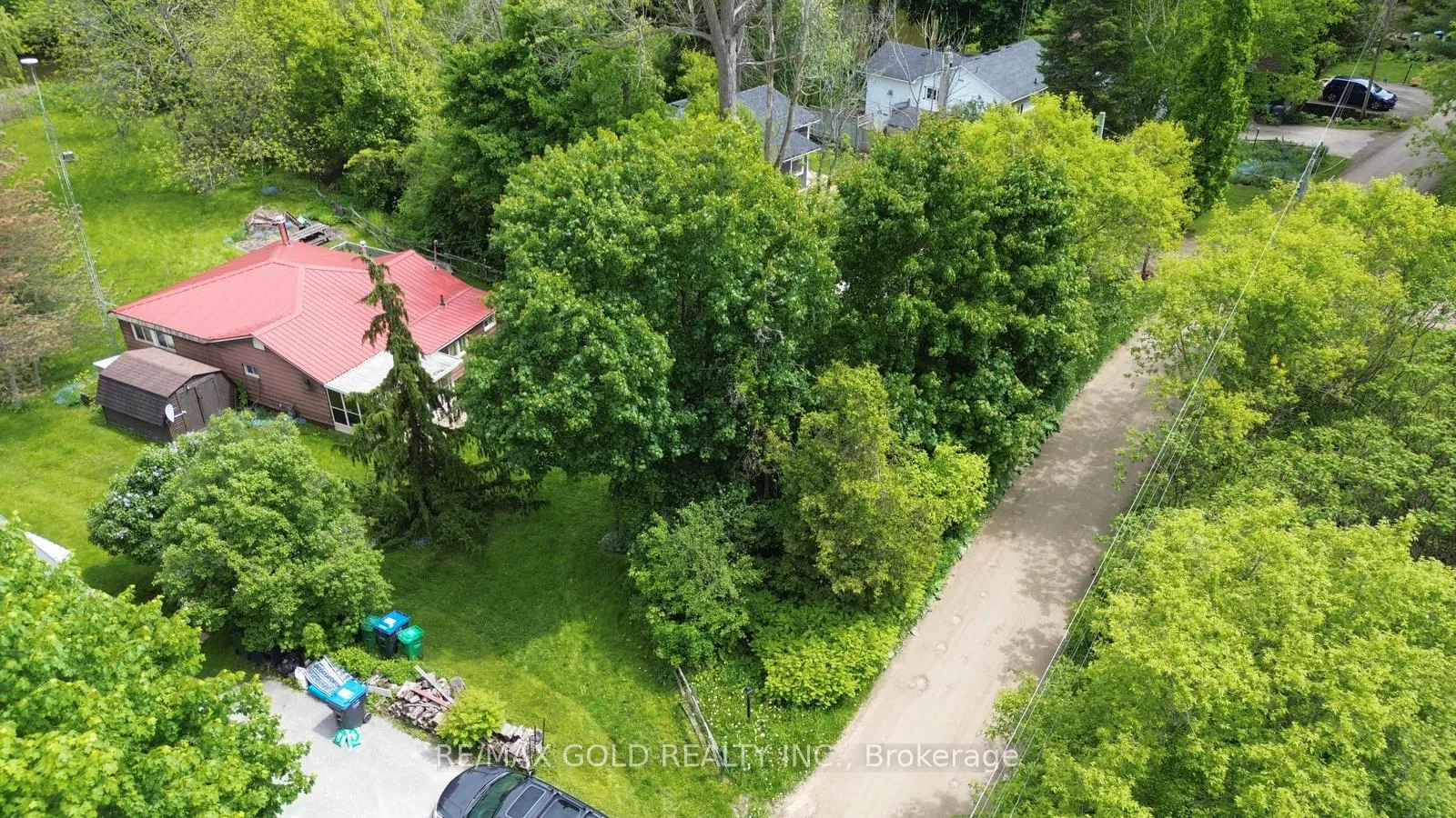 Photo 5 of 179 Ferndale Park Road, Caledon, Rural Caledon — HOMEH