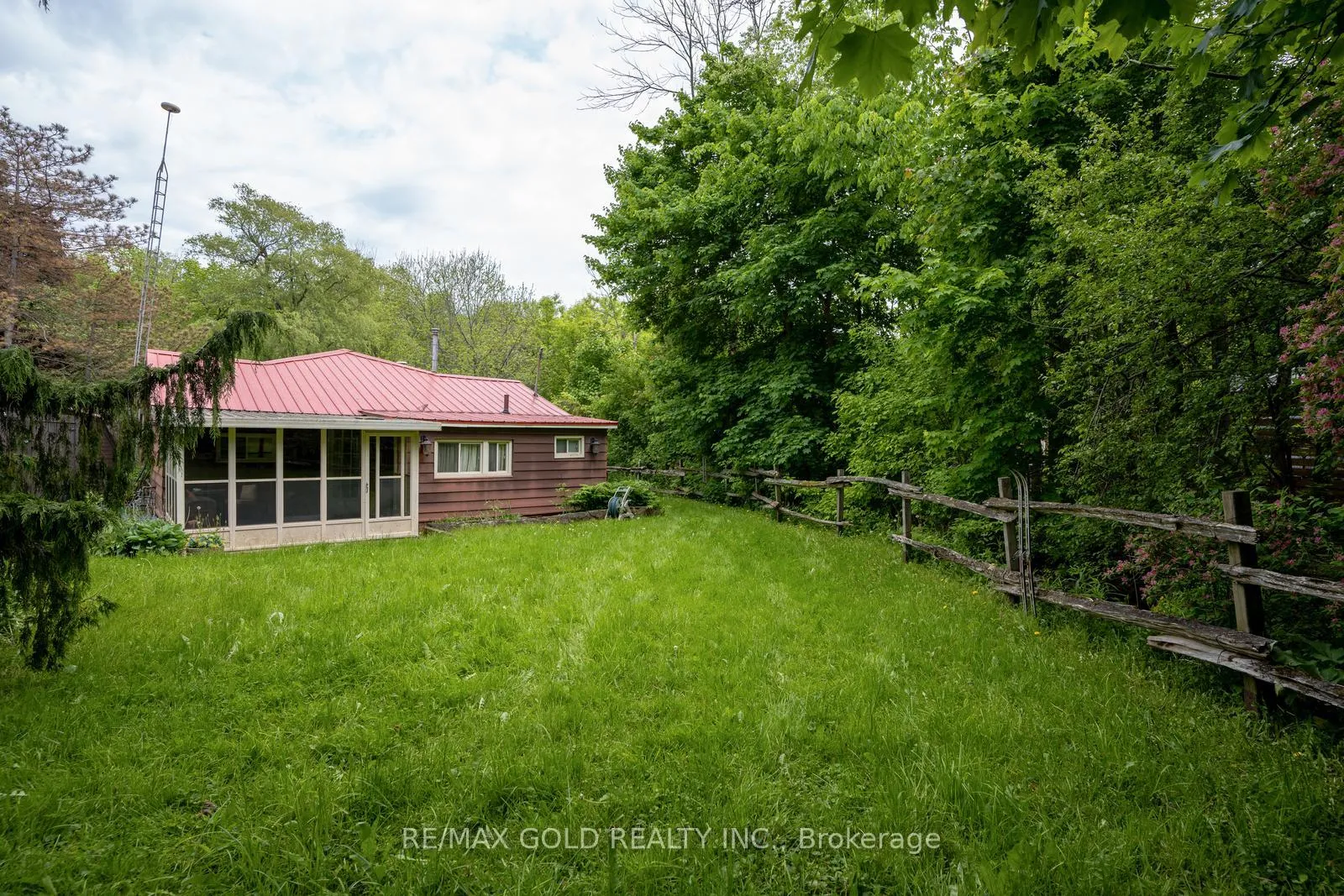 Photo 14 of 179 Ferndale Park Road, Caledon, Rural Caledon — HOMEH