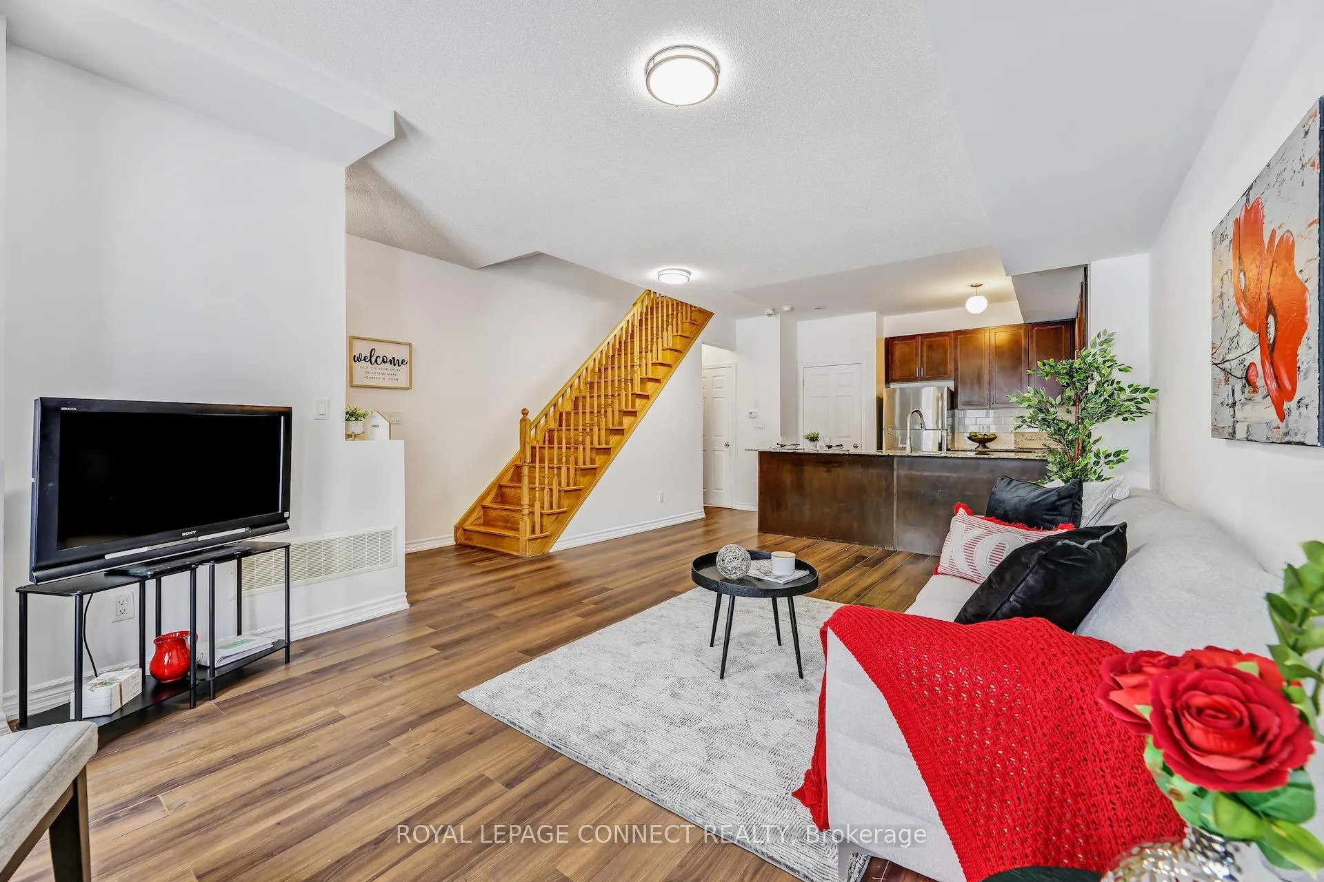 Photo 10 of Unit 4, 1050 Elton Way, Whitby, Pringle Creek — HOMEH