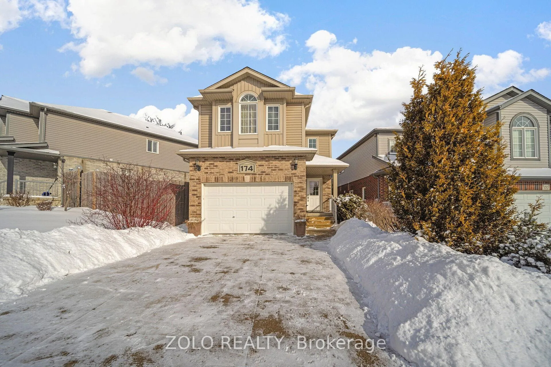 Photo 1 of 174 Parkvale Drive, Kitchener, Huron Park — HOMEH