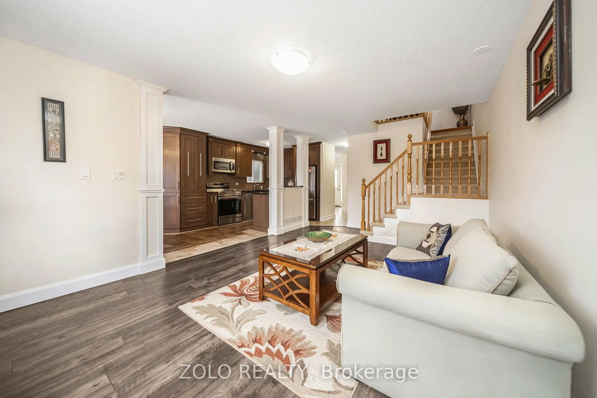 Photo 4 of 174 Parkvale Drive, Kitchener, Huron Park — HOMEH