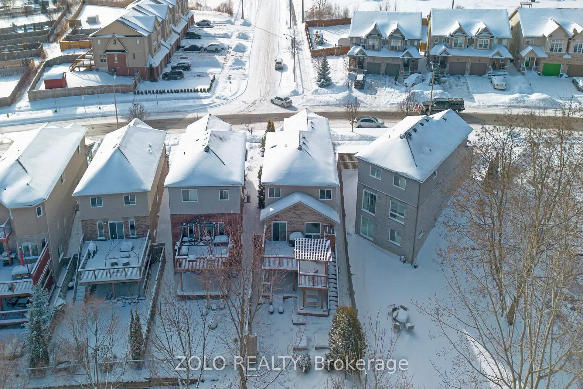 Photo 22 of 174 Parkvale Drive, Kitchener, Huron Park — HOMEH