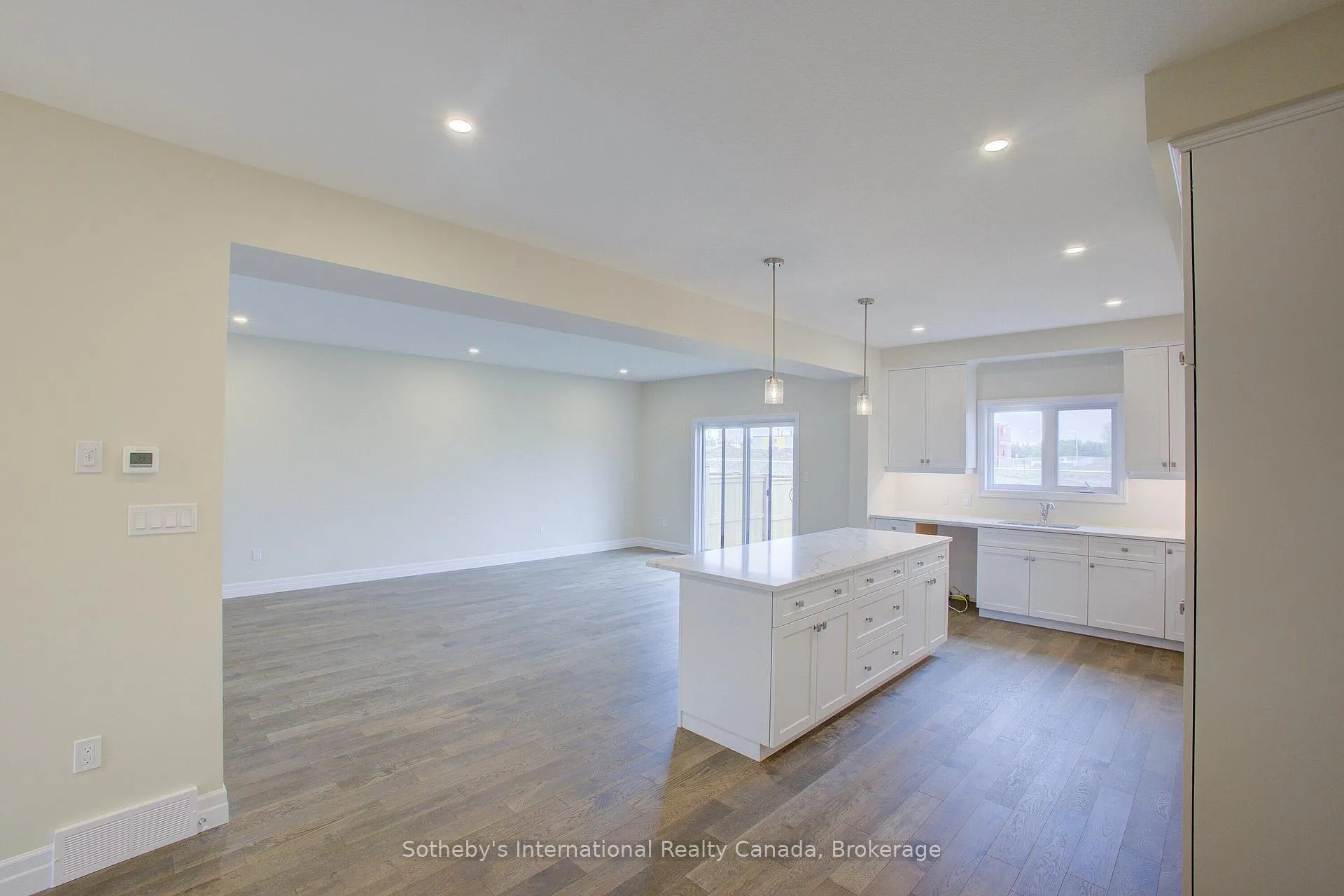Photo 15 of 648 Wray Avenue S, North Perth, Listowel — HOMEH