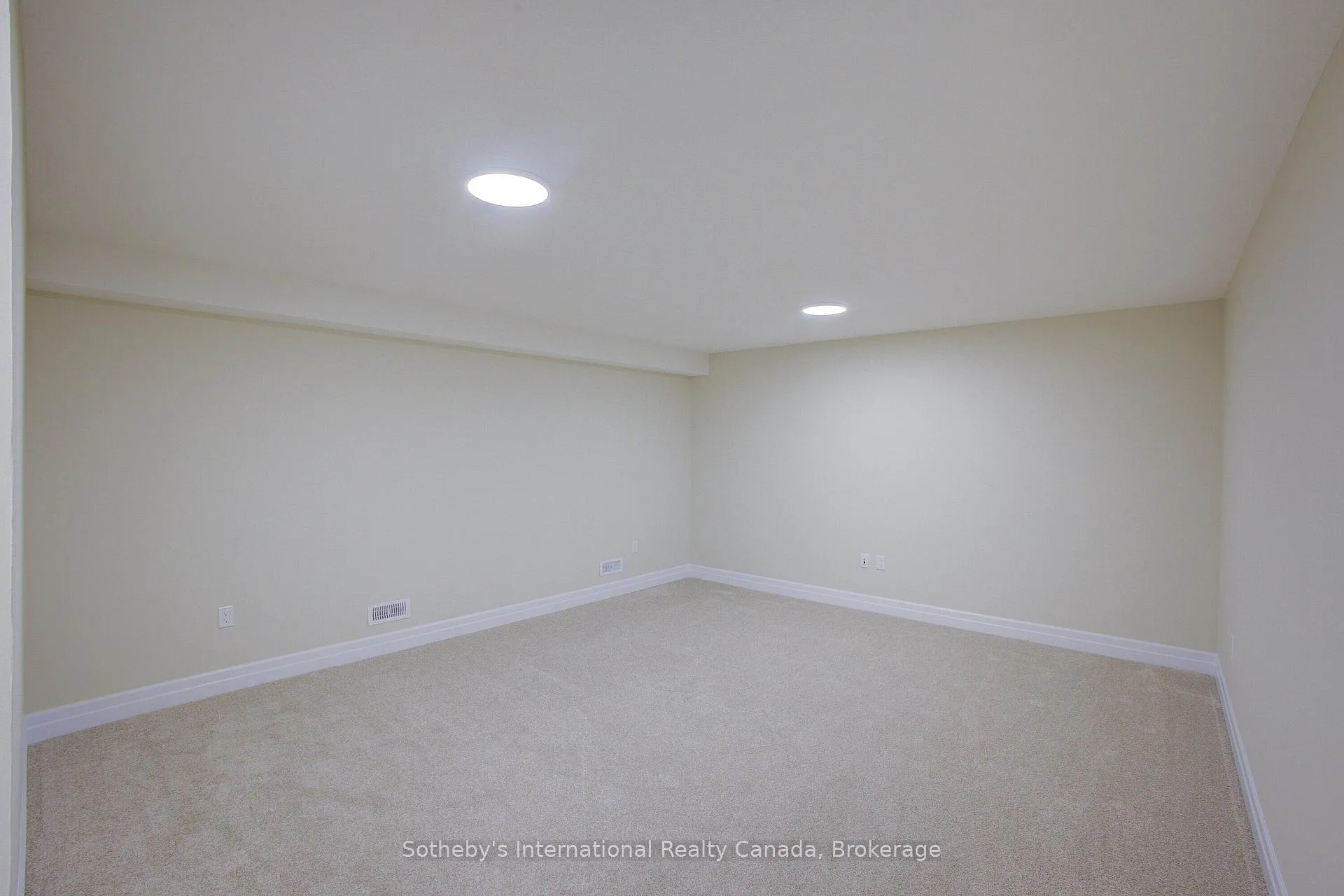 Photo 30 of 648 Wray Avenue S, North Perth, Listowel — HOMEH