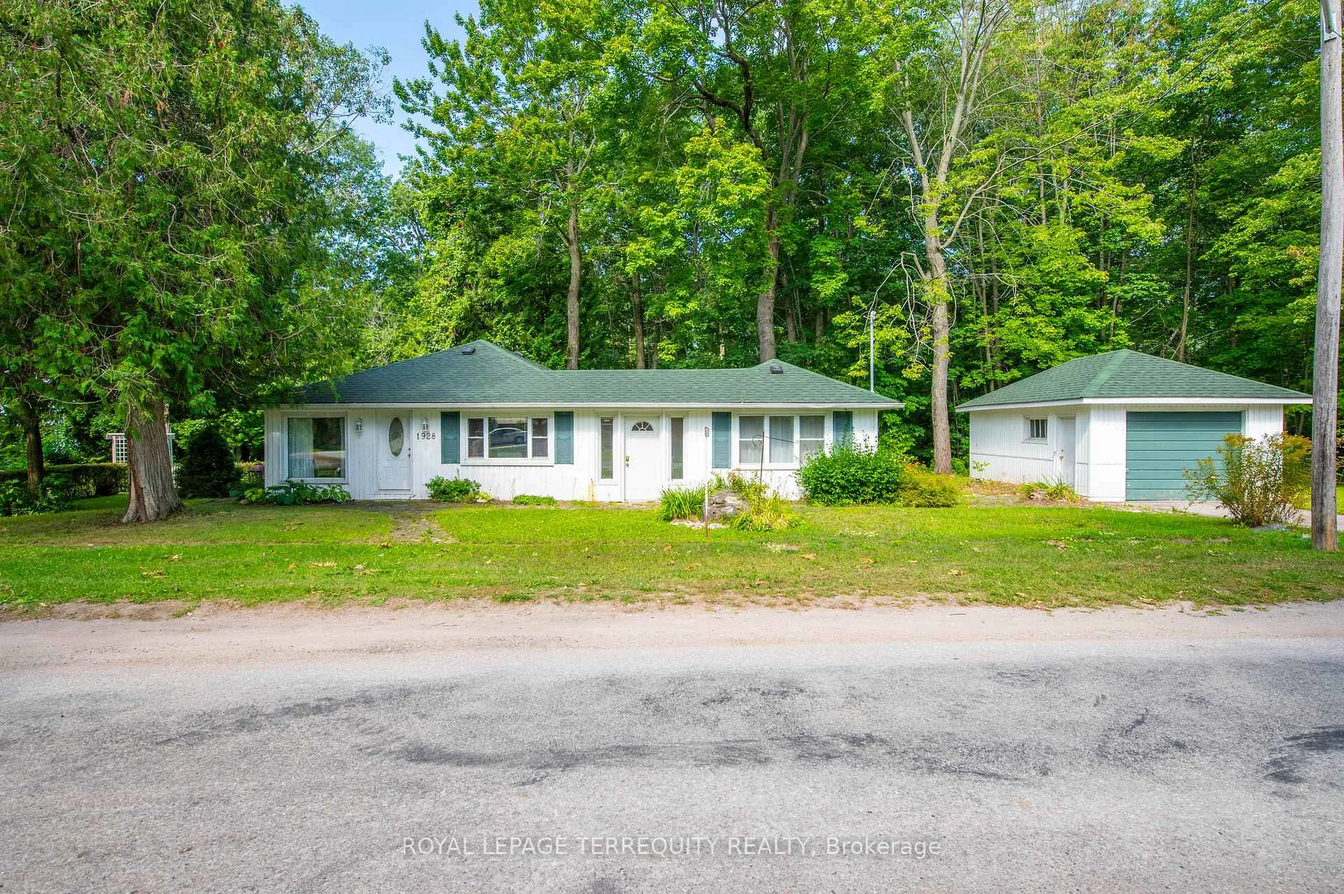 Photo 1 of 1928 Tiny Beaches Road S, Tiny, Rural Tiny — HOMEH