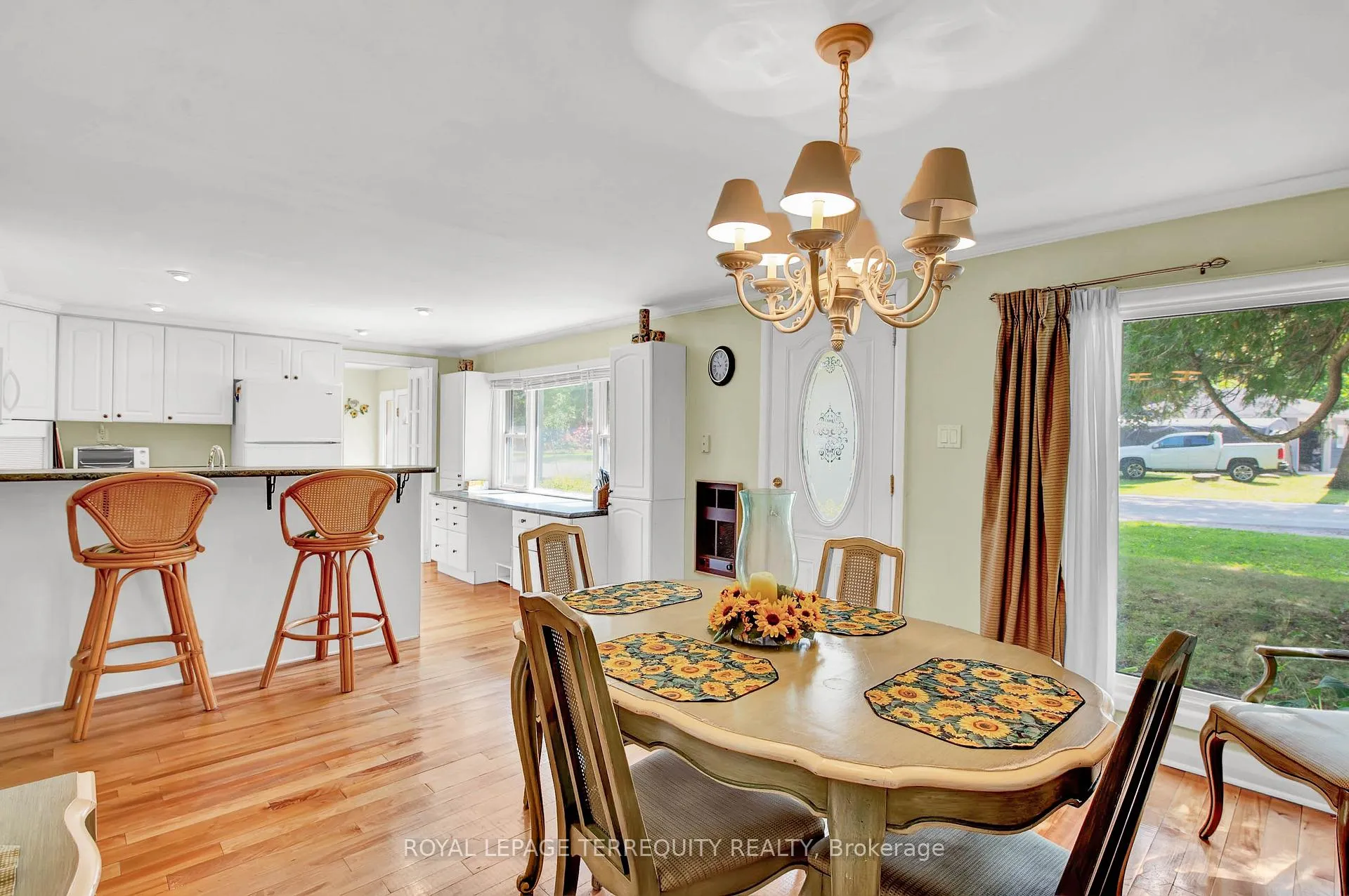 Photo 8 of 1928 Tiny Beaches Road S, Tiny, Rural Tiny — HOMEH