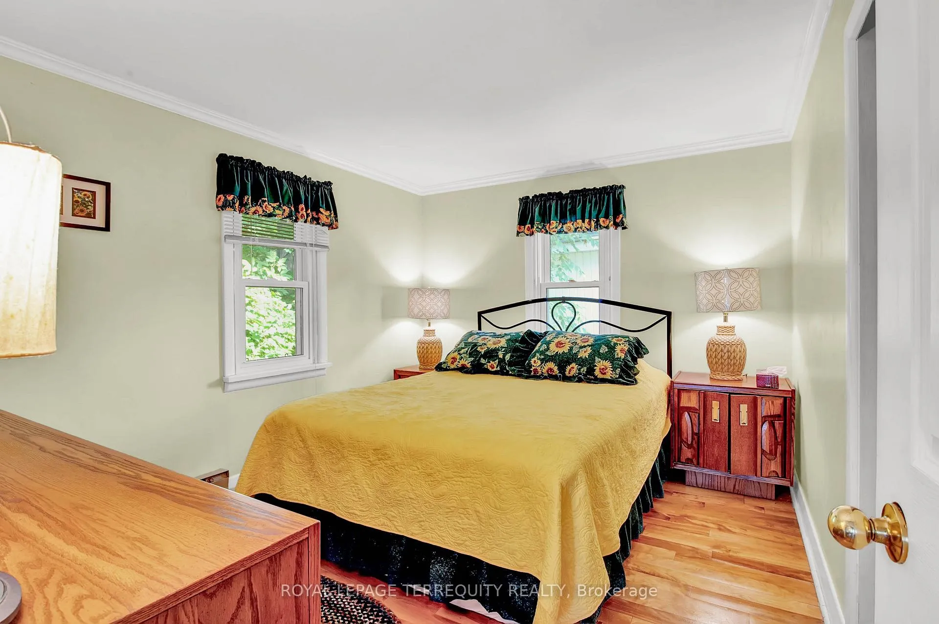 Photo 16 of 1928 Tiny Beaches Road S, Tiny, Rural Tiny — HOMEH