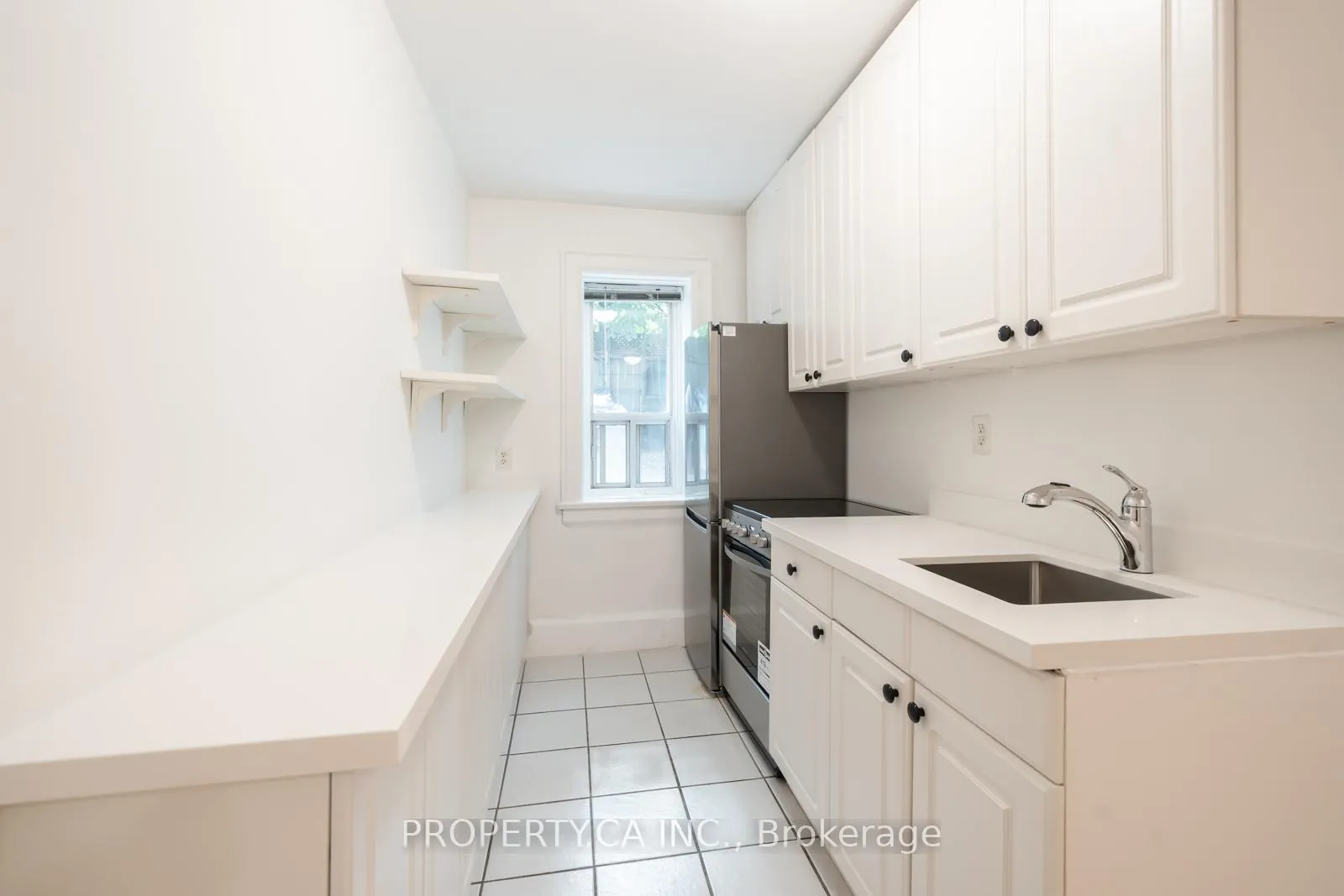 Photo 3 of Unit 8, 849 Broadview Avenue E, Toronto, Danforth — HOMEH