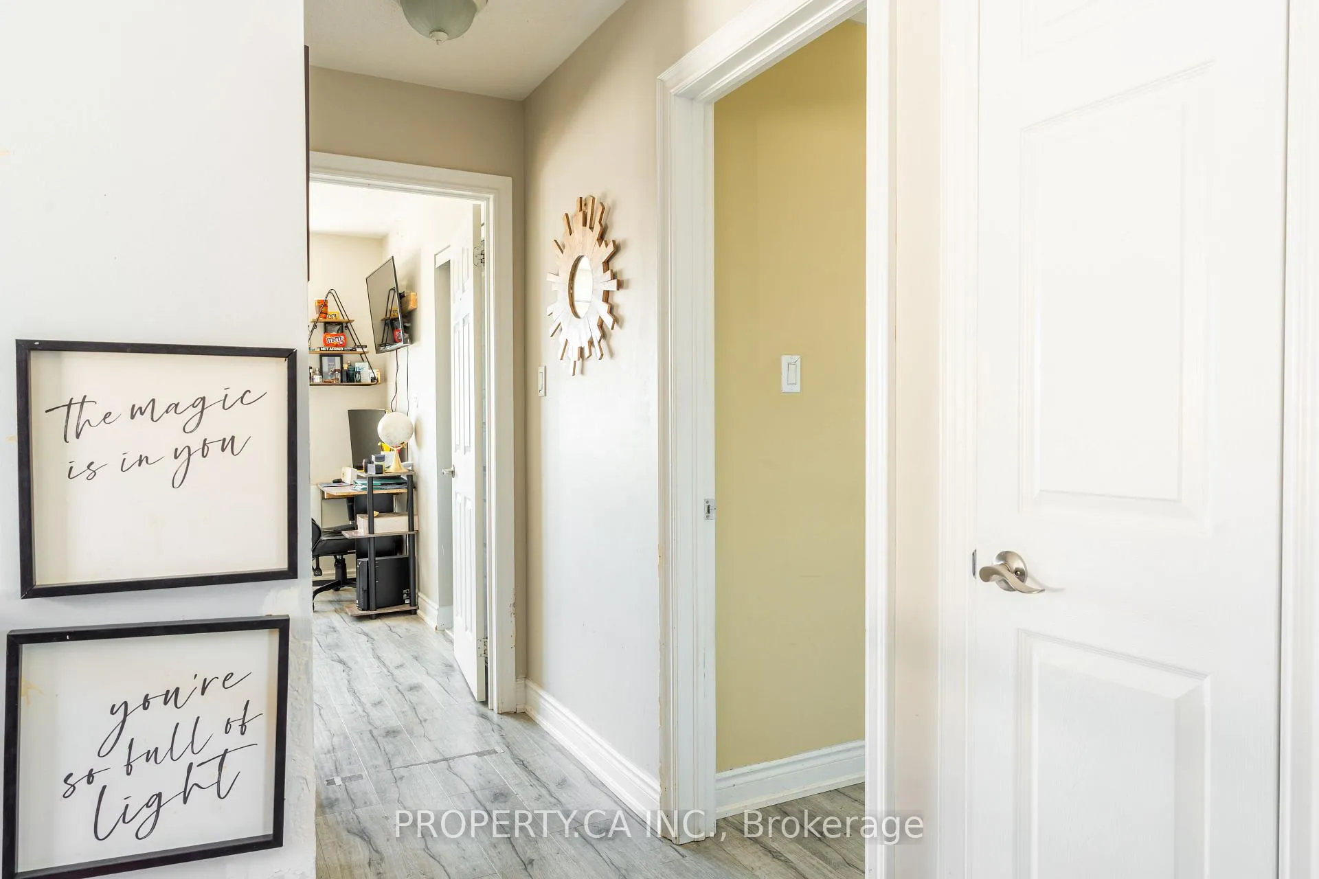Photo 18 of 16 Connaught Lane, Barrie, Innis-Shore — HOMEH