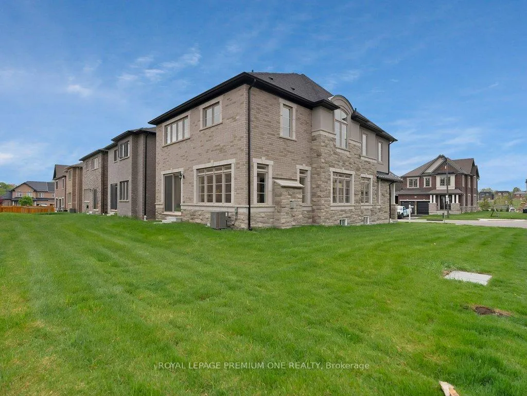 Photo 30 of 9 Anne Mckee Street, Caledon, Caledon East — HOMEH