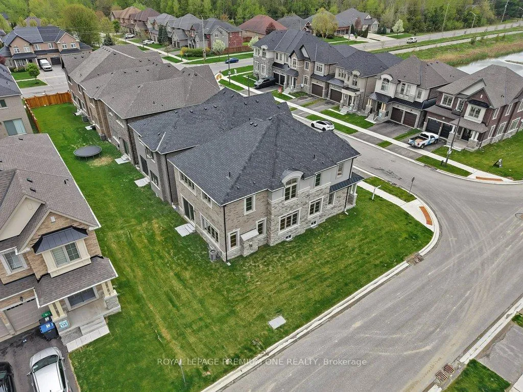 Photo 31 of 9 Anne Mckee Street, Caledon, Caledon East — HOMEH