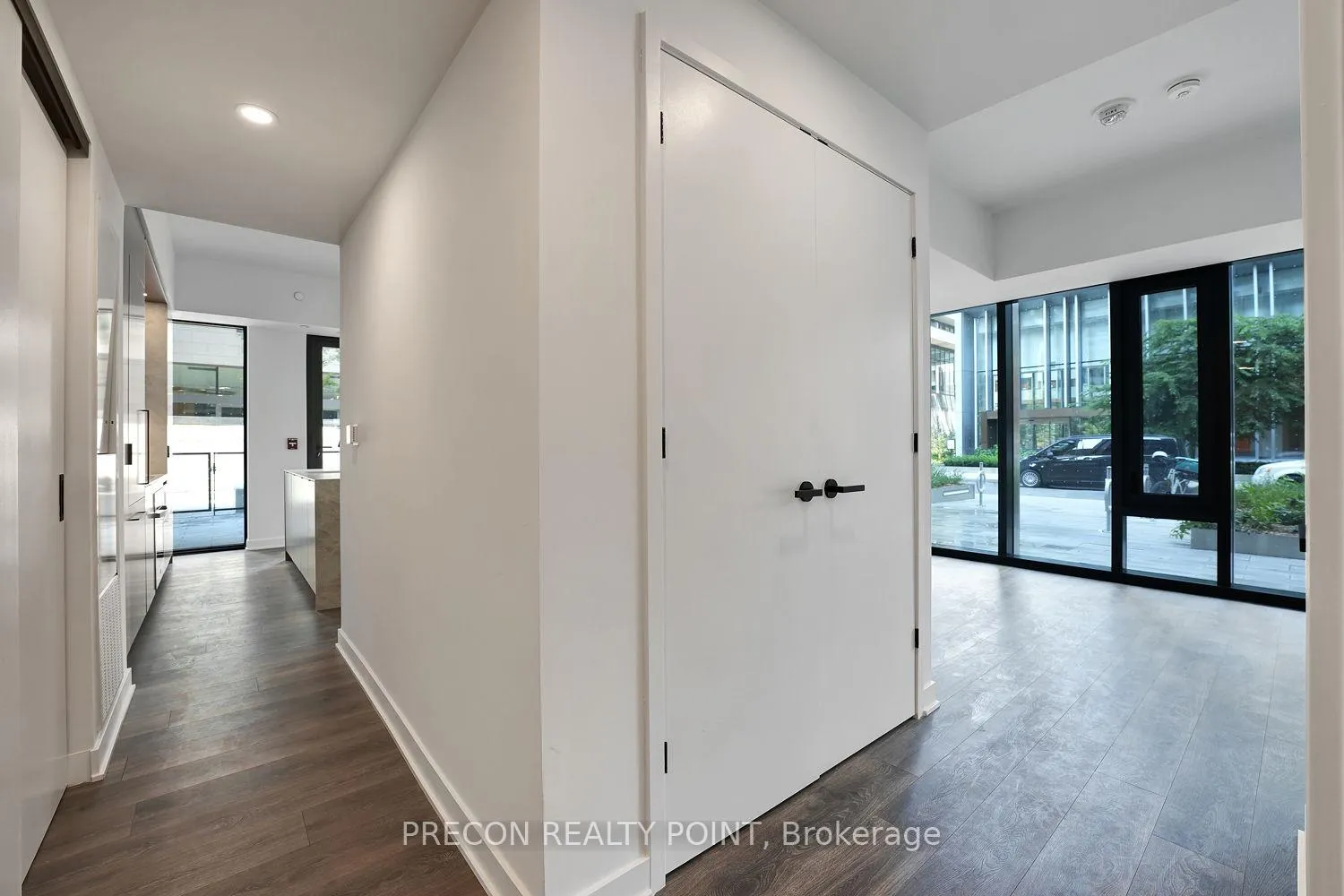 Photo 9 of Unit TH07, 55 Charles Street E, Toronto, Church-Yonge Corridor — HOMEH
