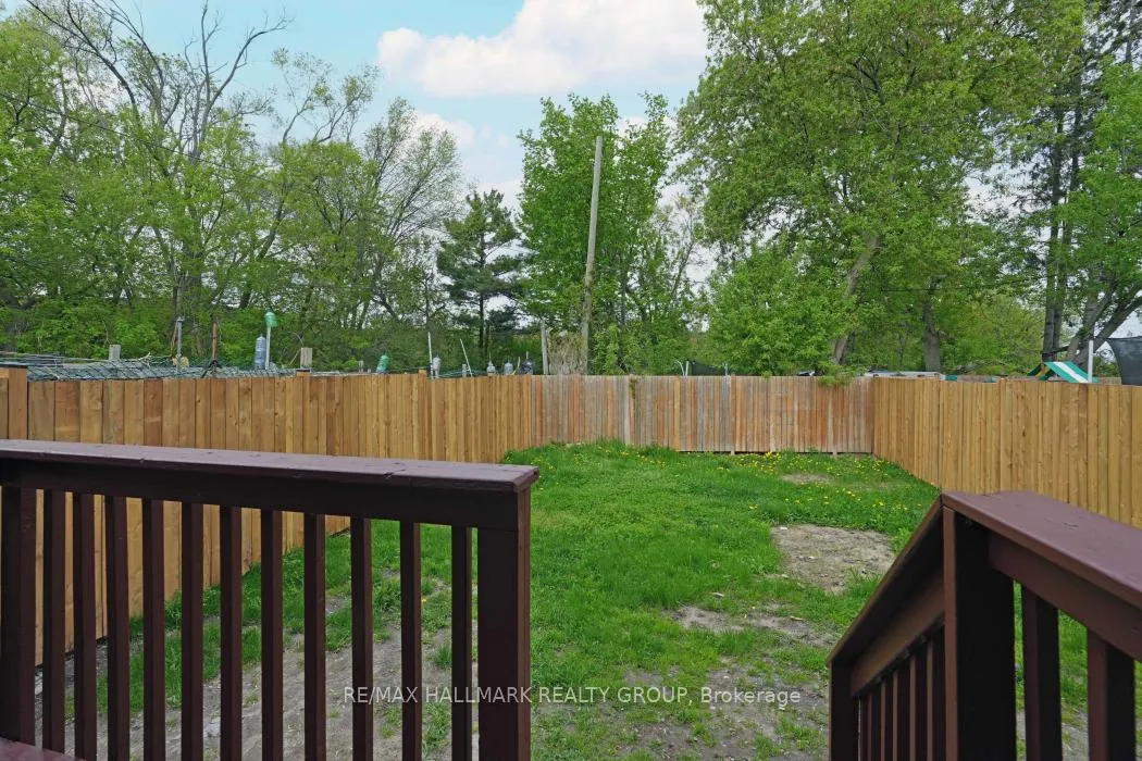 Photo 2 of 1385 Morisset Avenue, Ottawa, Carlington — HOMEH