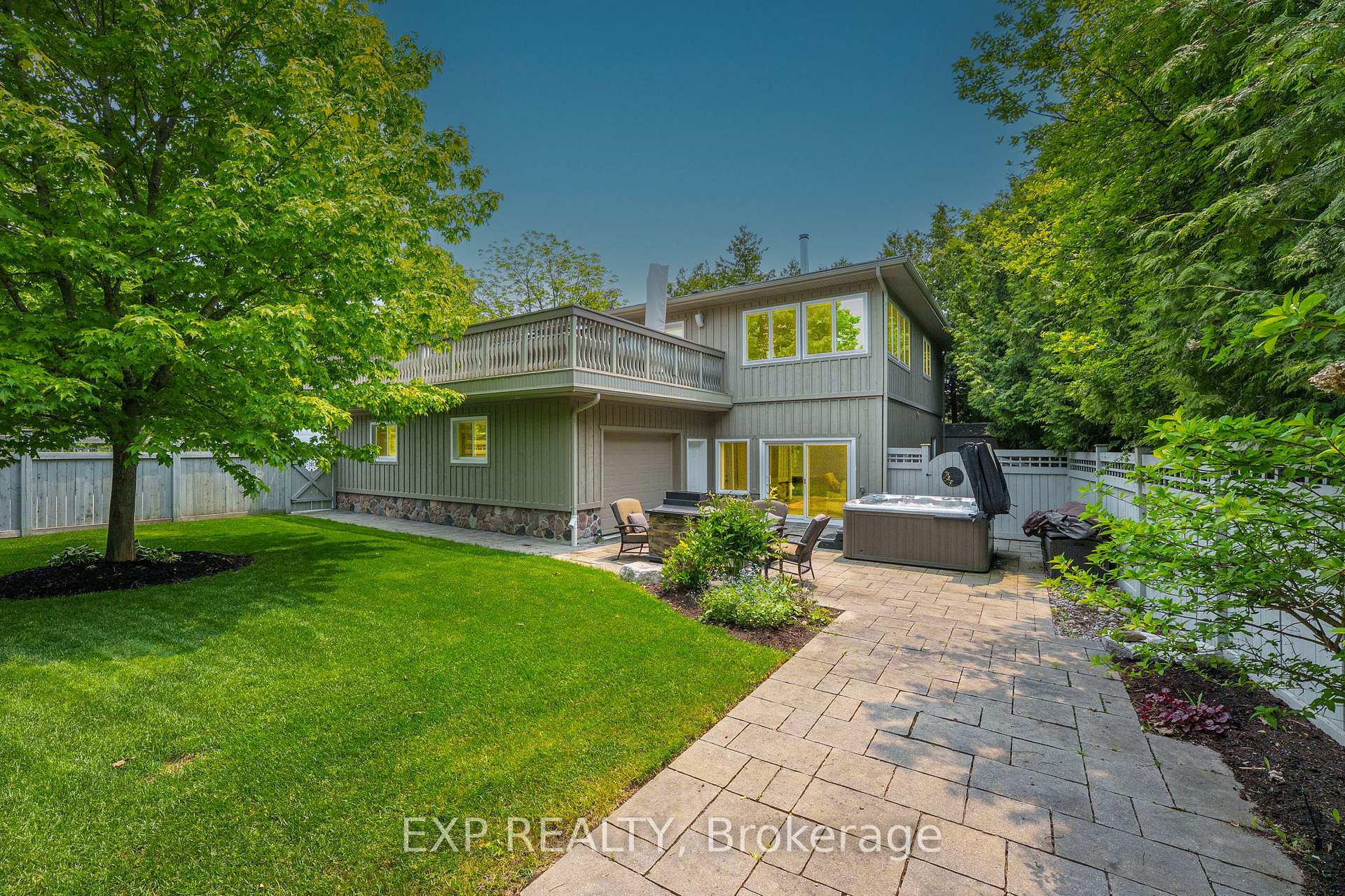 Photo 6 of 55 Westwind Circle, Georgina, Historic Lakeshore Communities — HOMEH