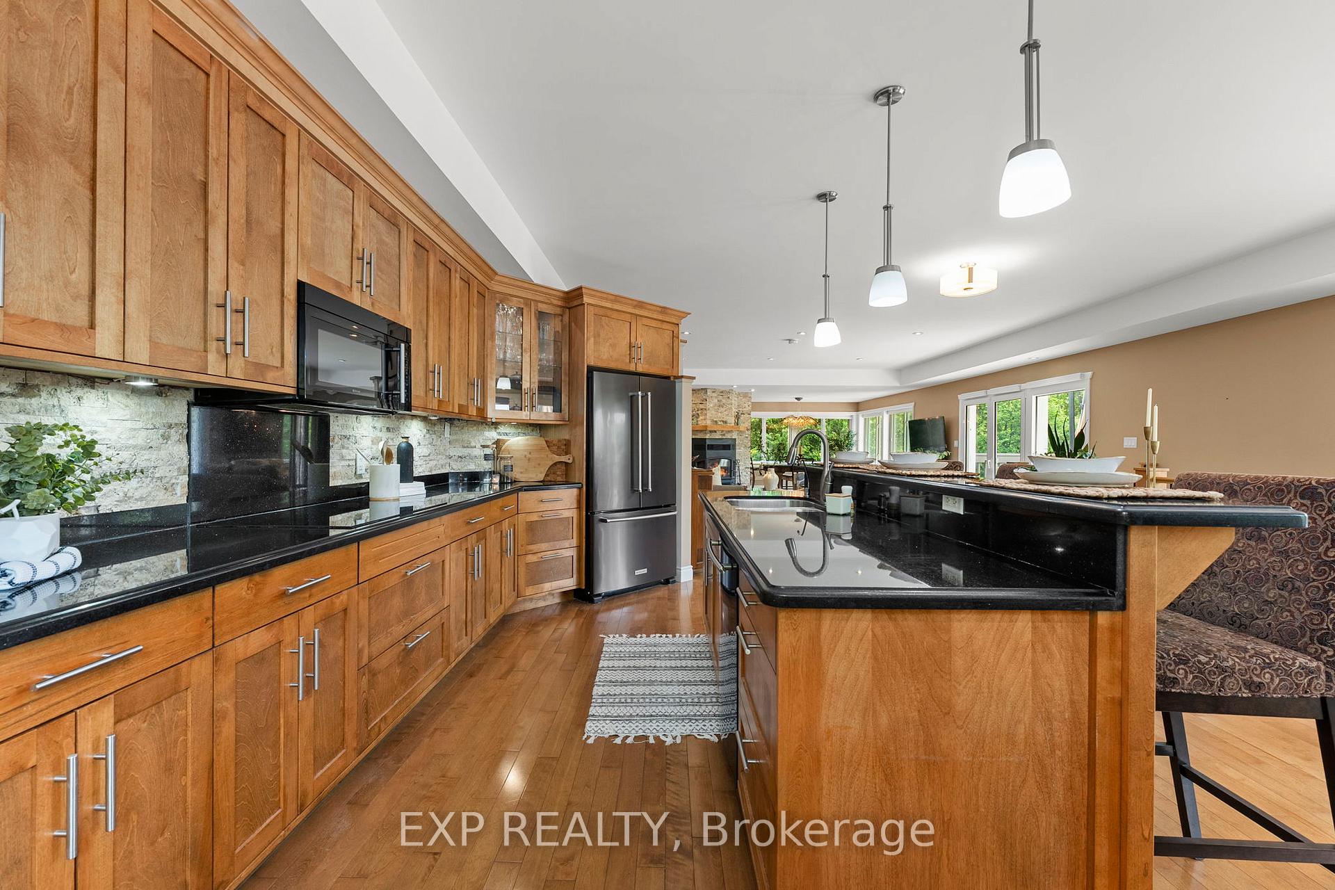 Photo 14 of 55 Westwind Circle, Georgina, Historic Lakeshore Communities — HOMEH